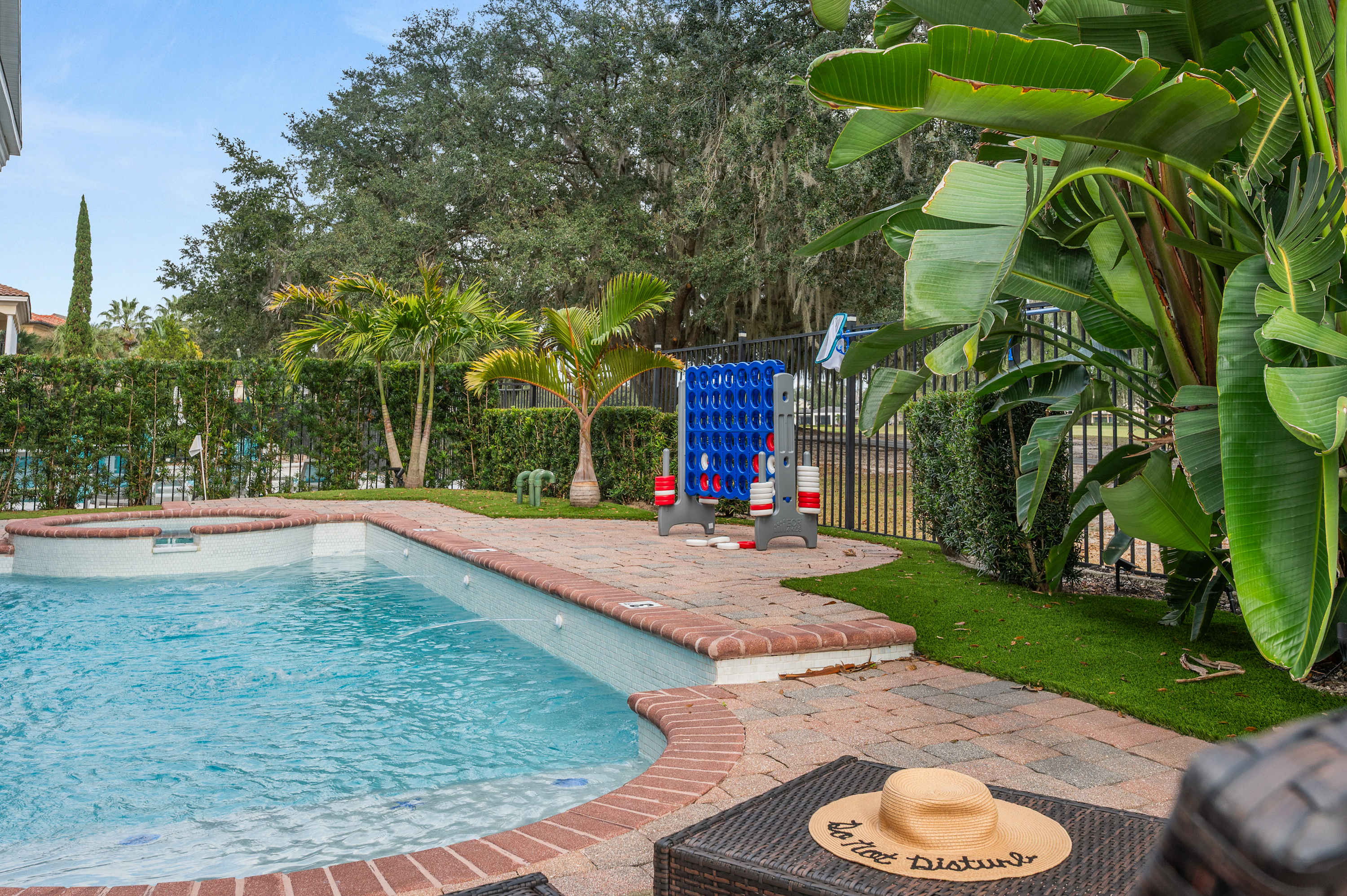 Reunion villa w/ pool & cinema room