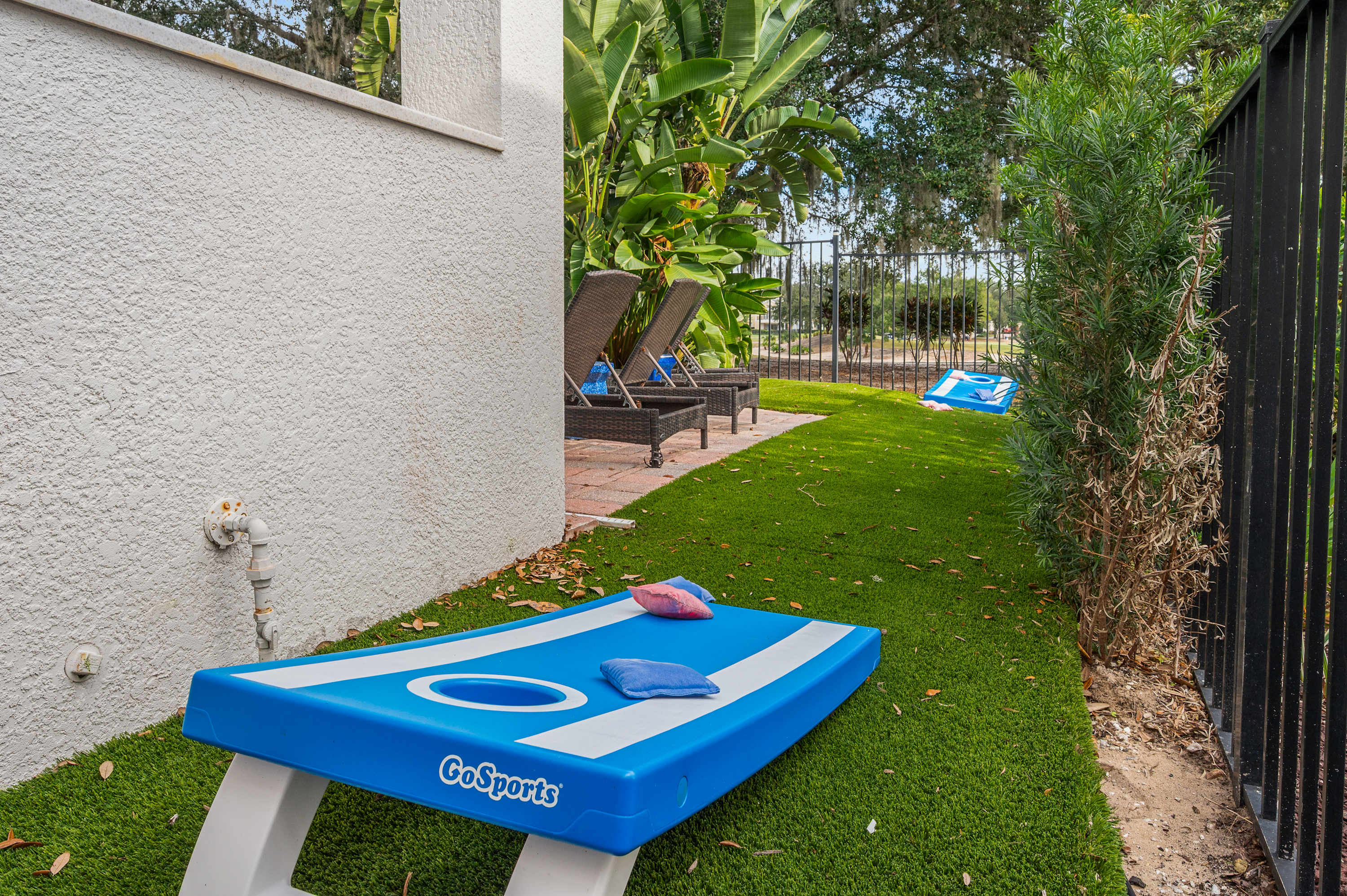 Reunion villa w/ pool & cinema room