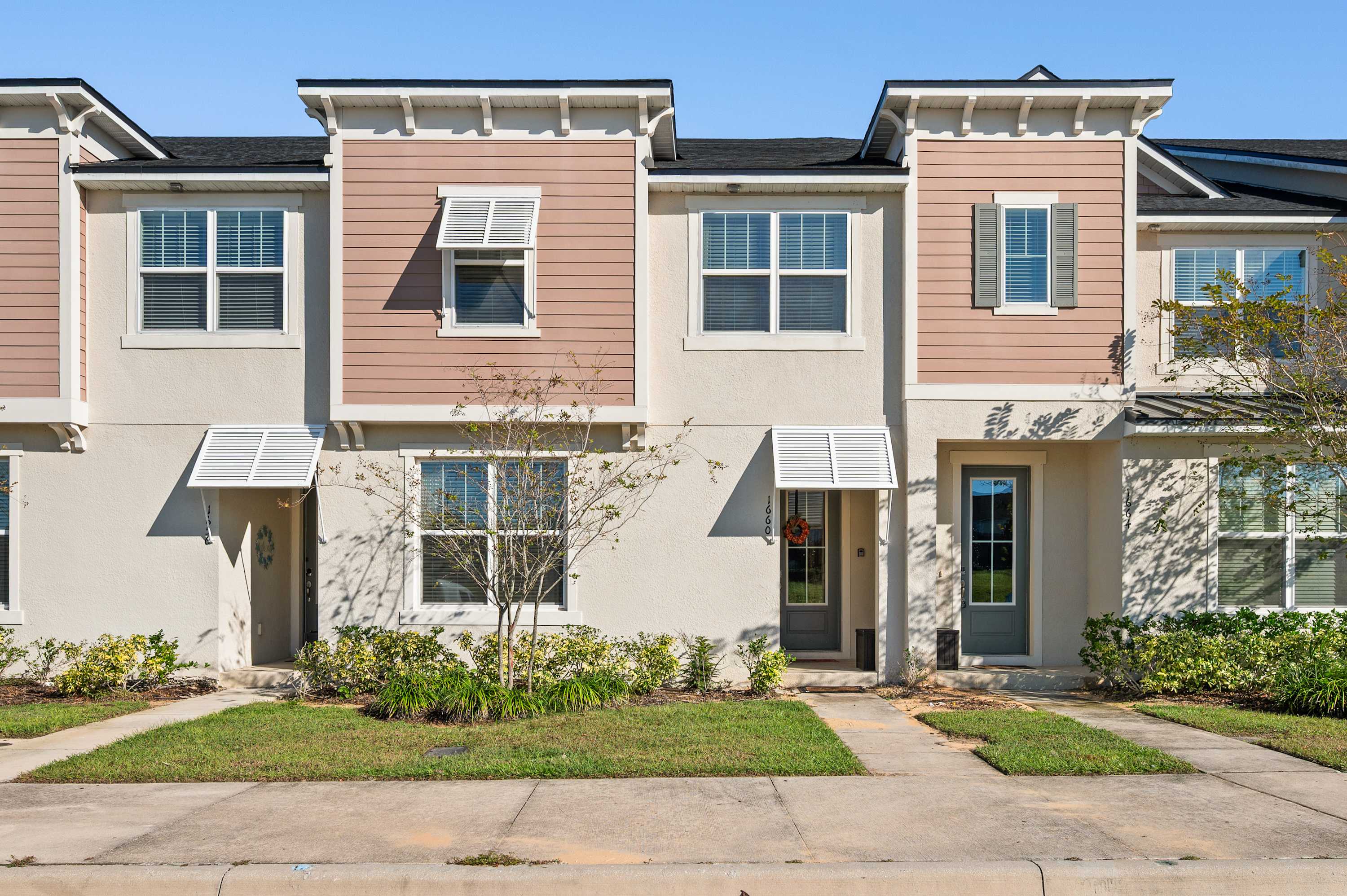 Family getaway w/ private pool & game room