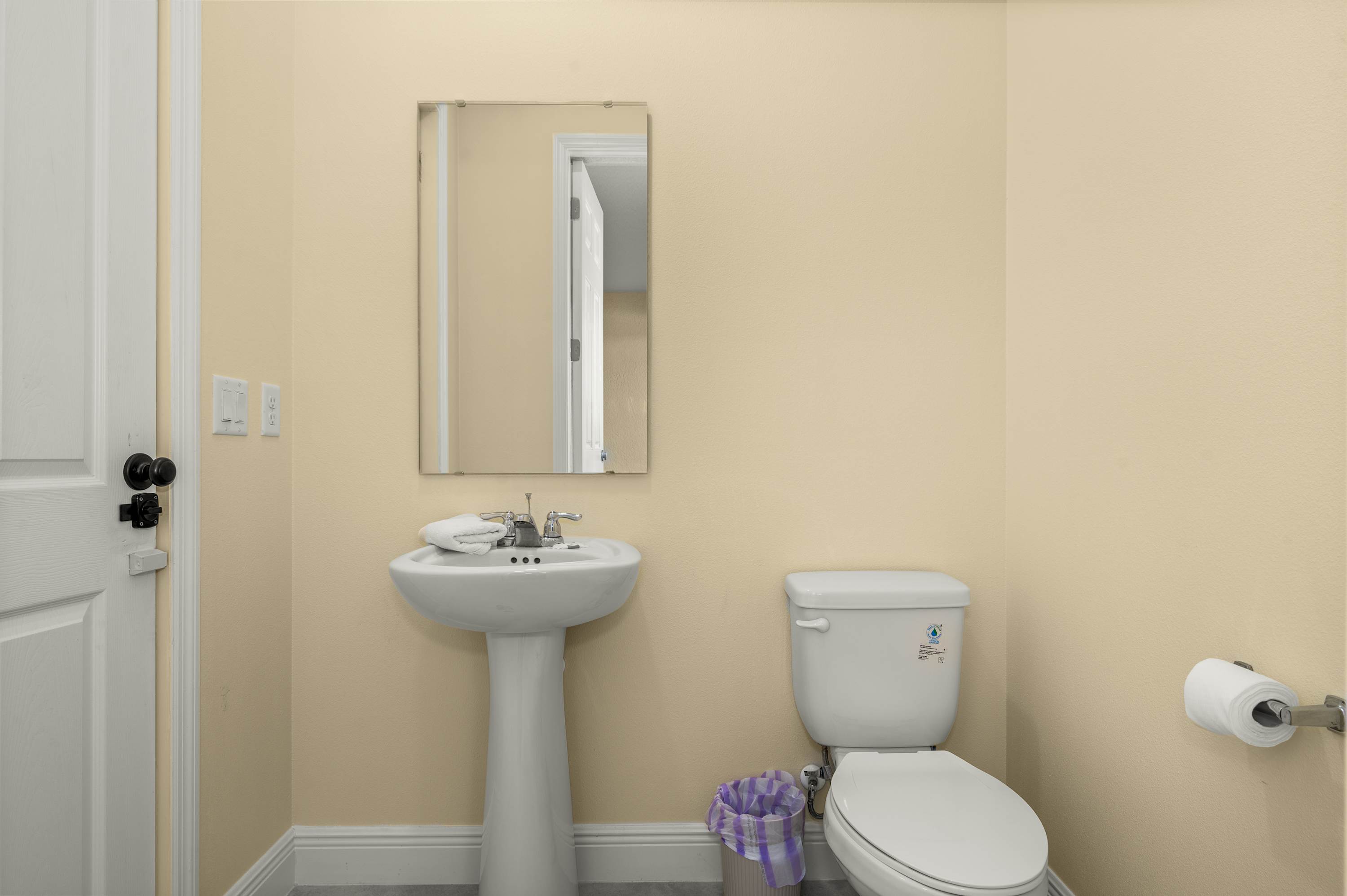 Family getaway w/ private pool & game room