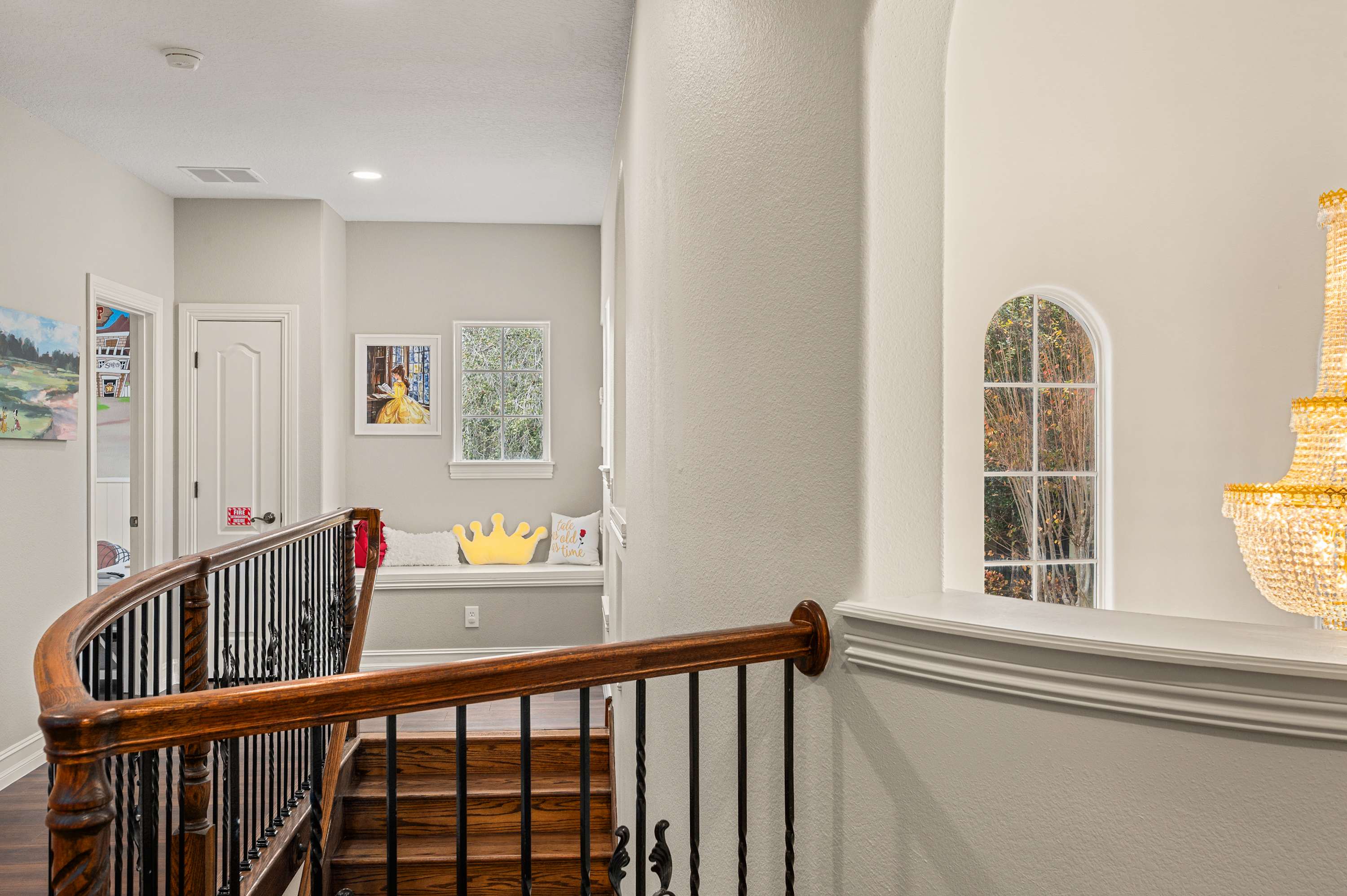 Reunion villa w/ pool & cinema room