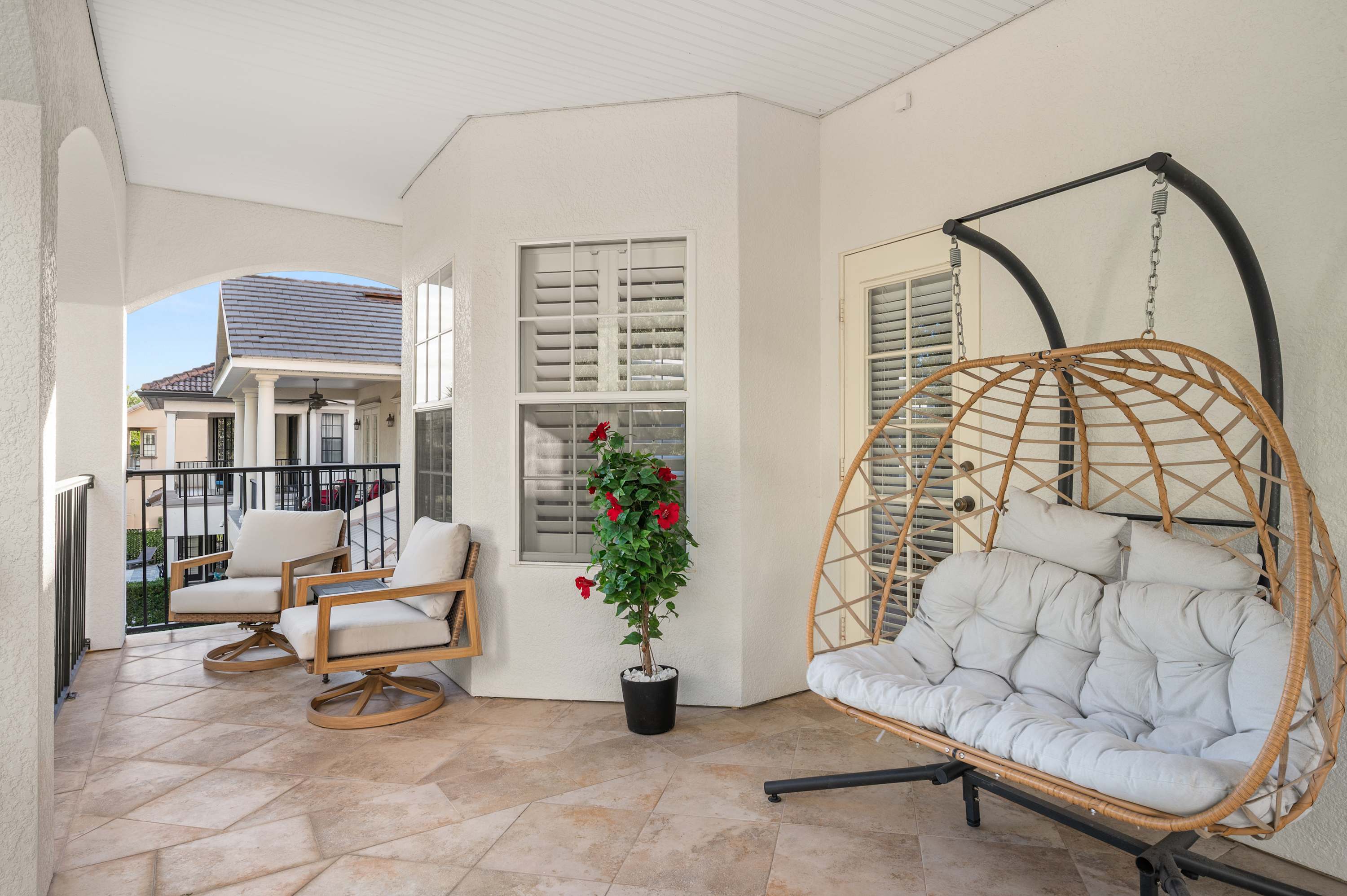 Reunion villa w/ pool & cinema room