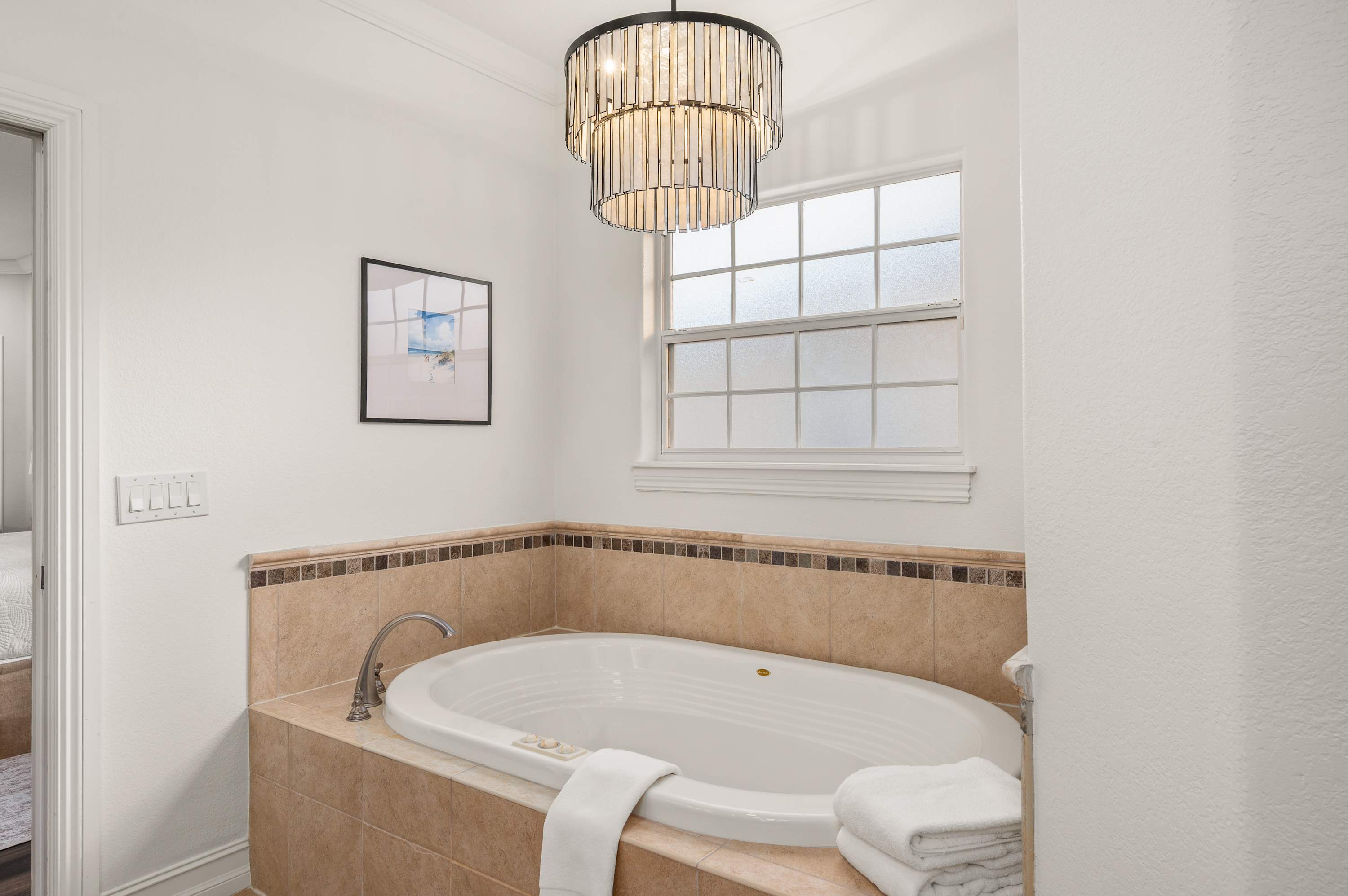 Reunion villa w/ pool & cinema room