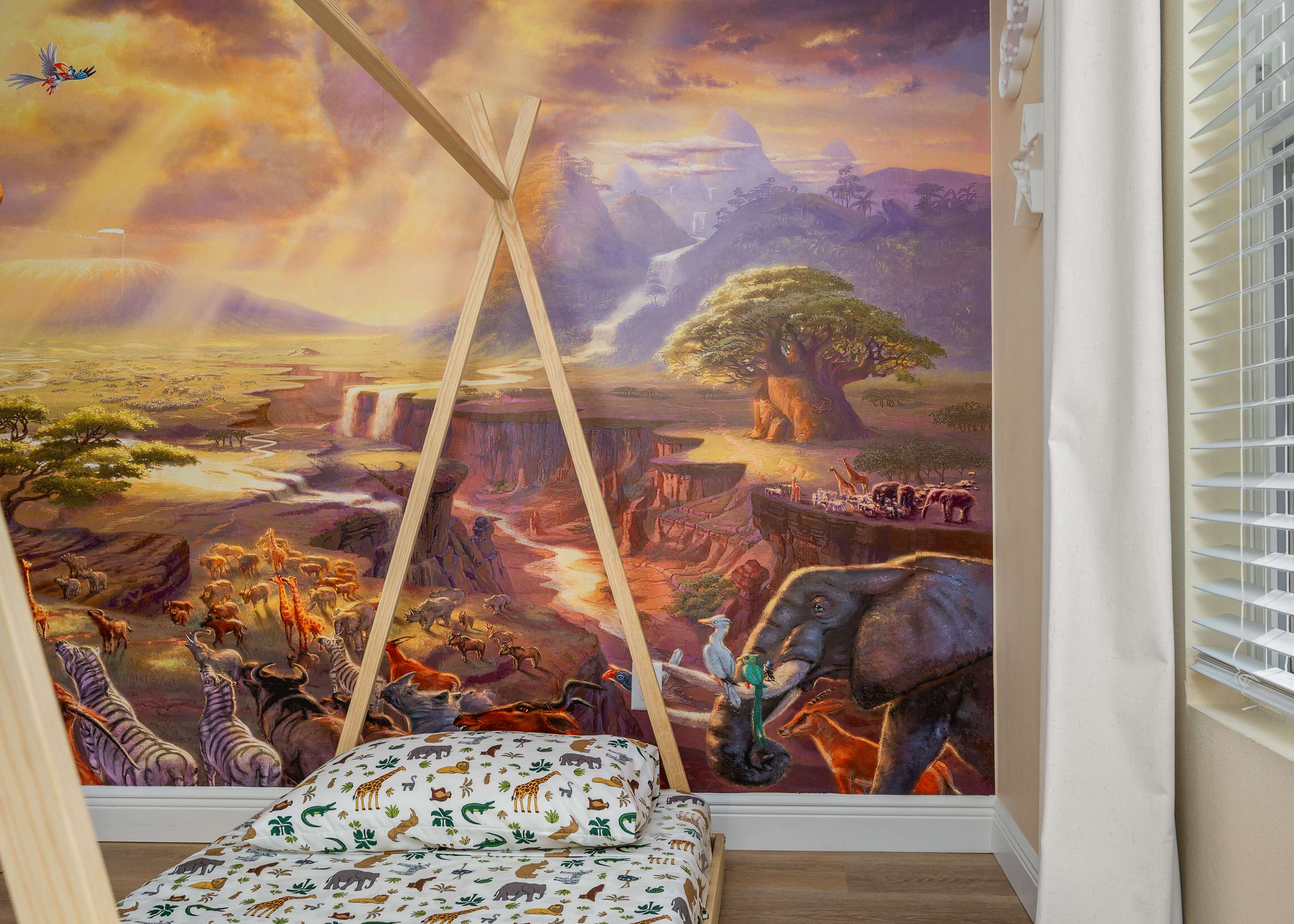 Family getaway w/ private pool & game room