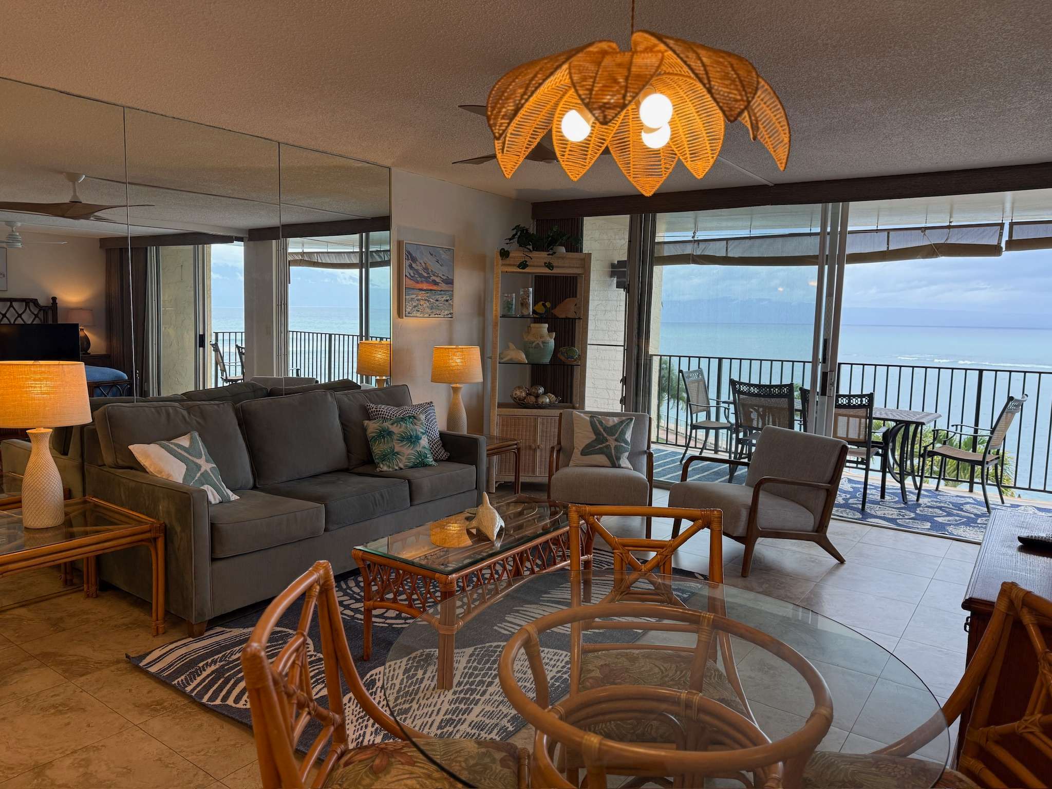Oceanfront Whale Watching, Sunsets, Island Views on Big Lanai — Lahaina, HI — vacation rental