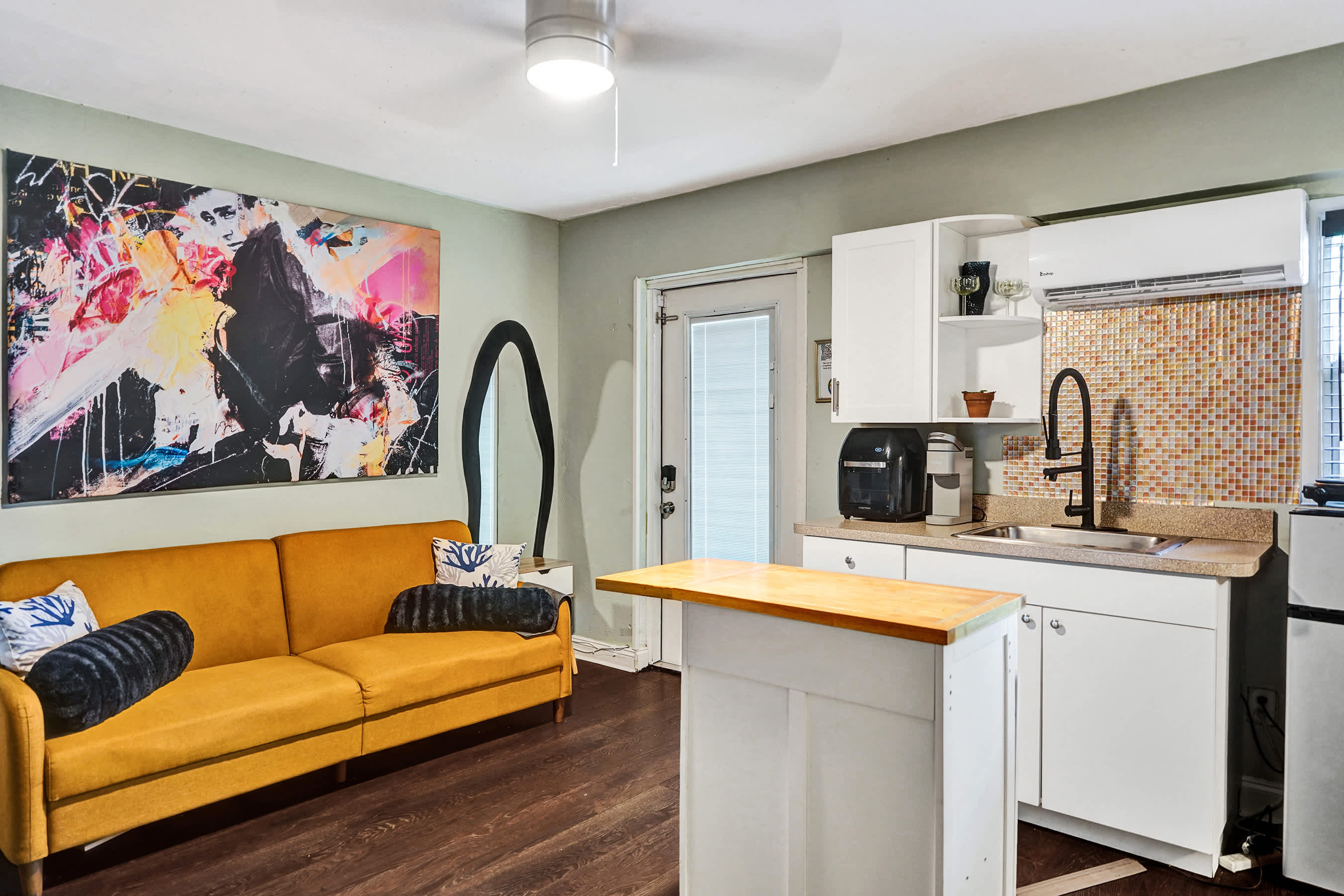 Rainbow Falls 4 Stay for 2