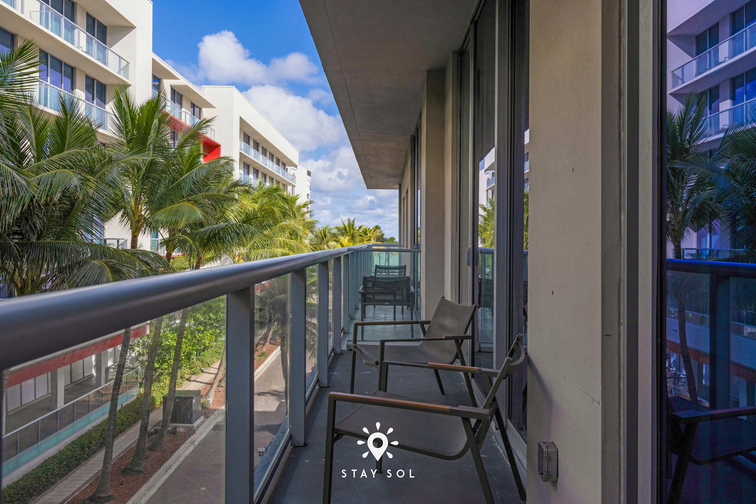 The Best Stay| Hot Tub & Pool|Hollywood Beach+ Gym