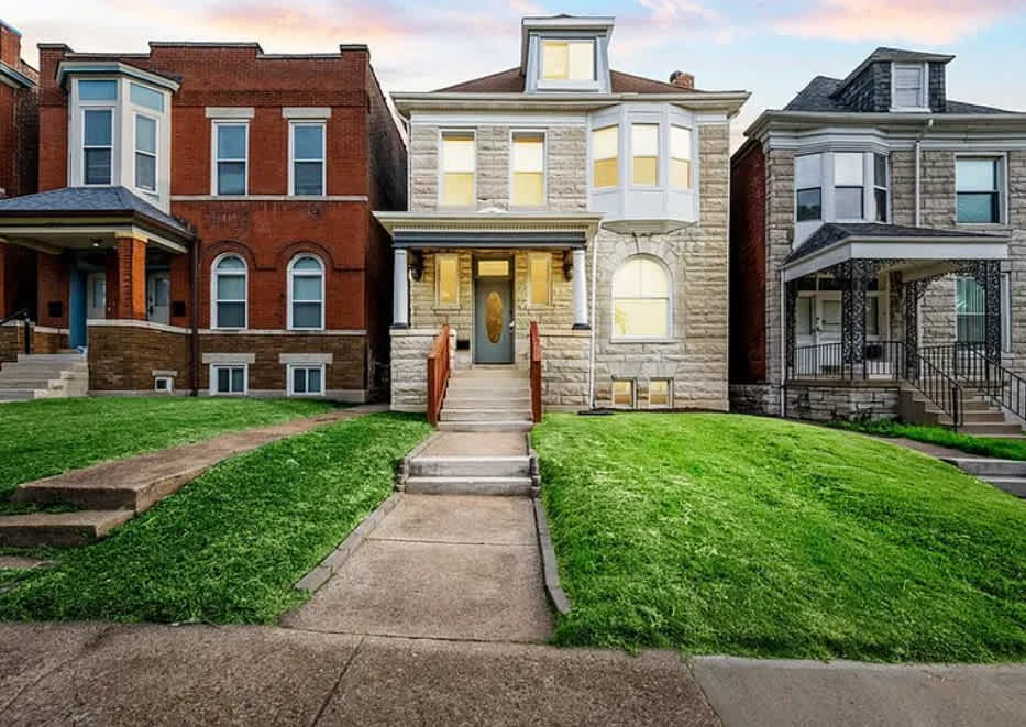 Stylish City Oasis ABODEbucks — St. Louis, MO — vacation rental