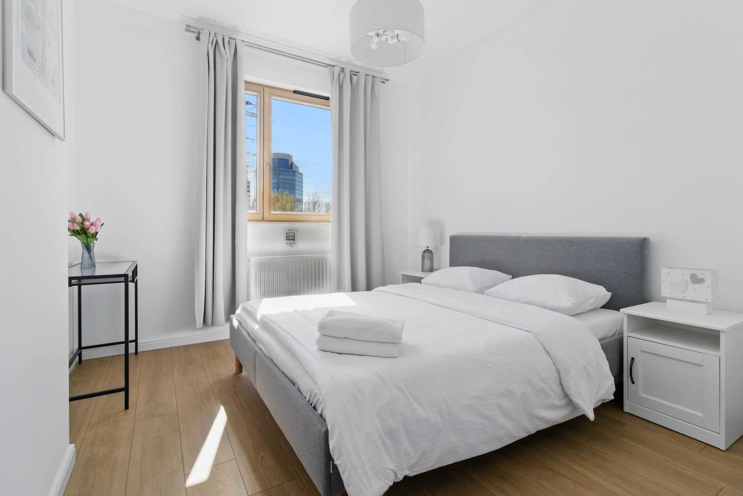 Lumina stylish apartment near the railway station