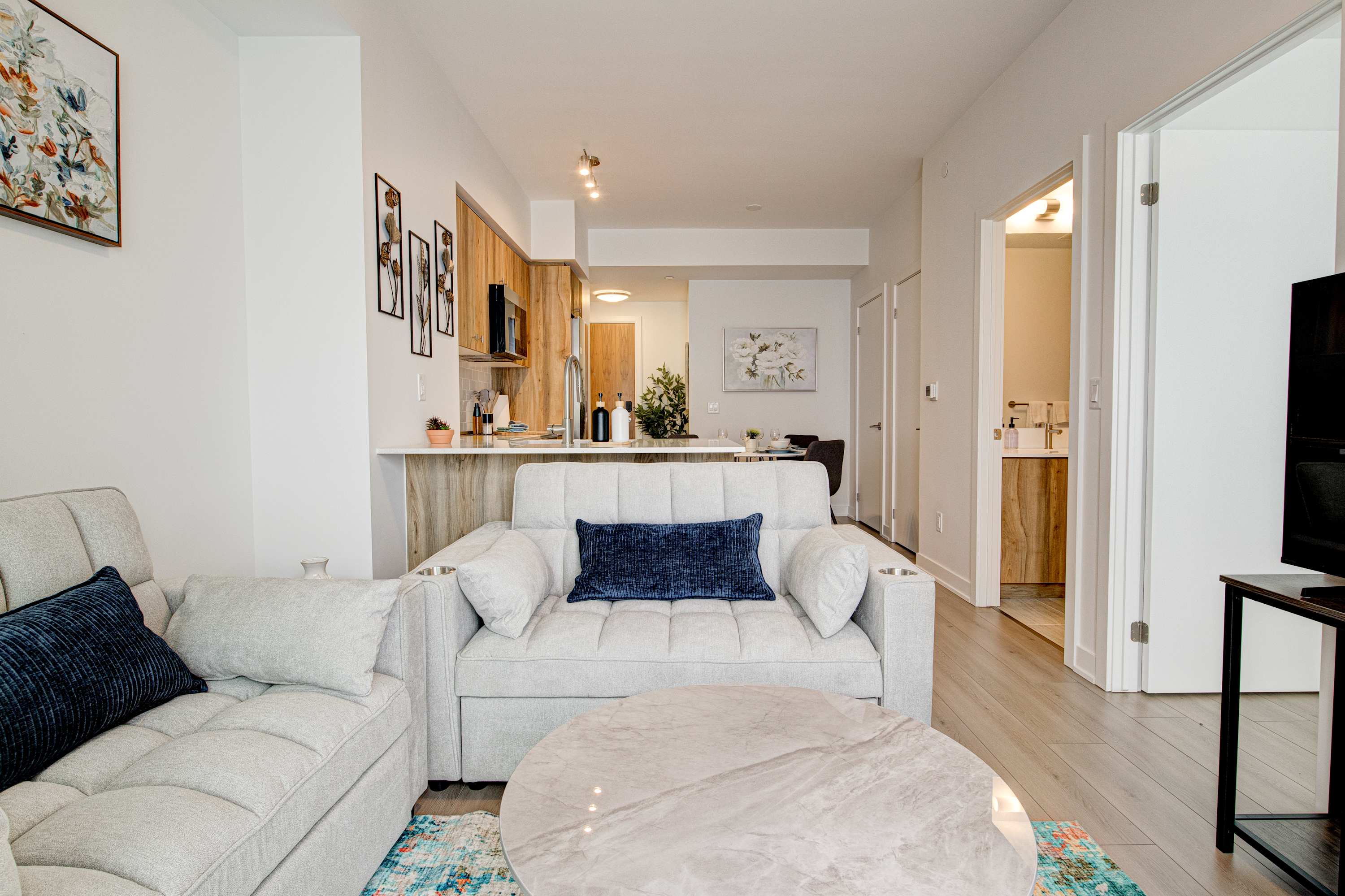 Modern High Rise Condo w City Views Balcony | Photo 11