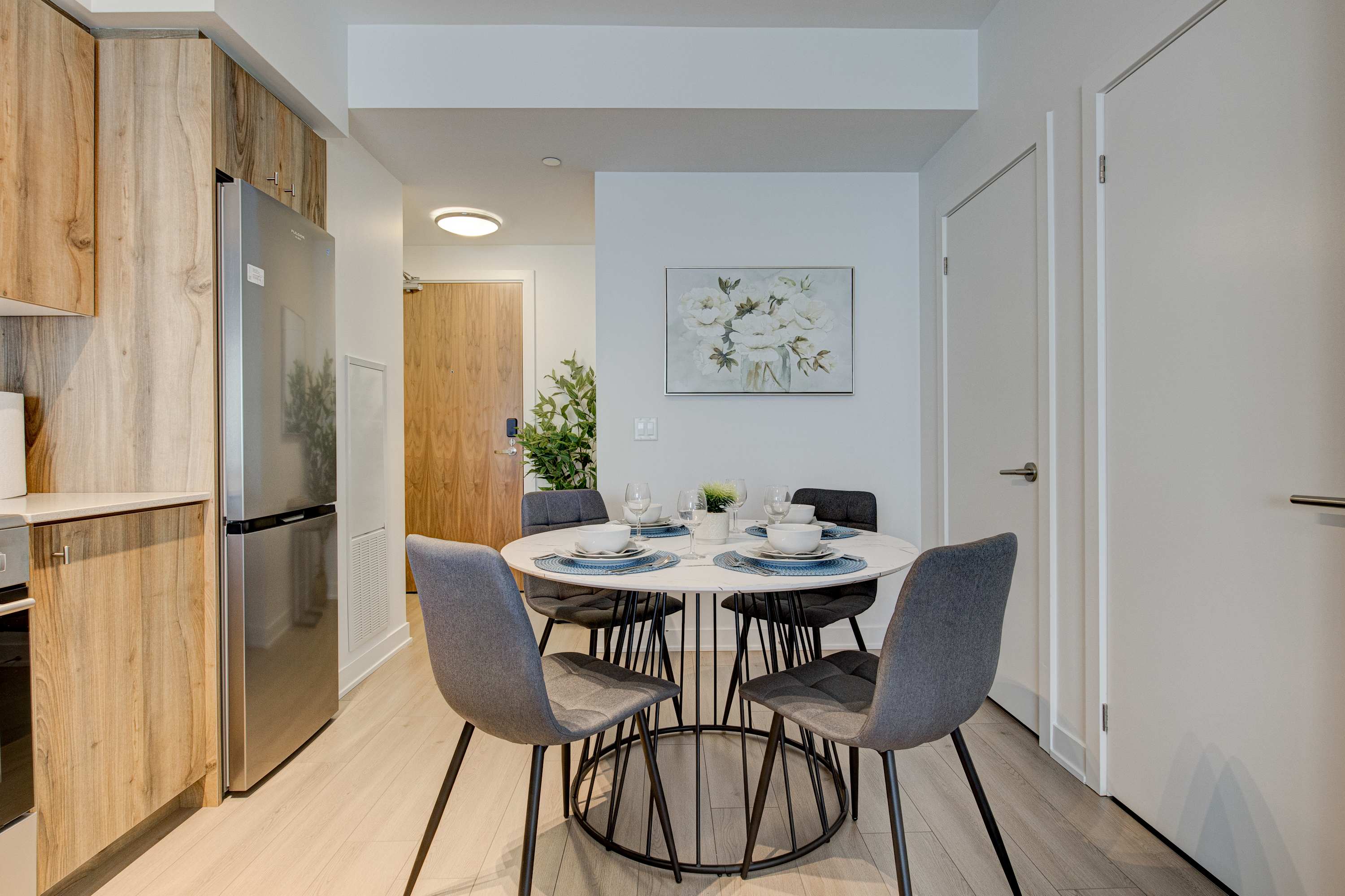 Modern High Rise Condo w City Views Balcony | Photo 3