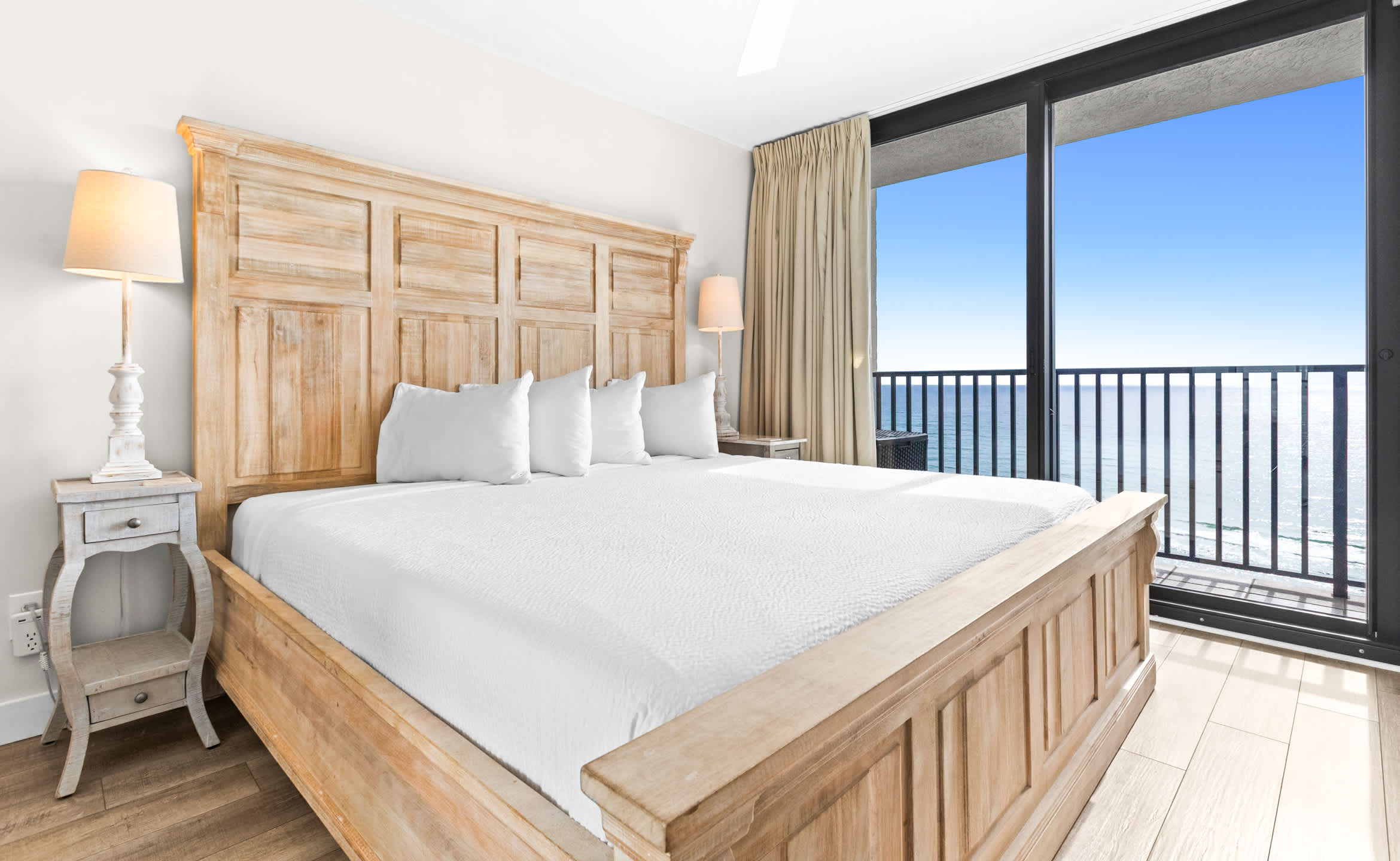 One Seagrove Place 0704 17