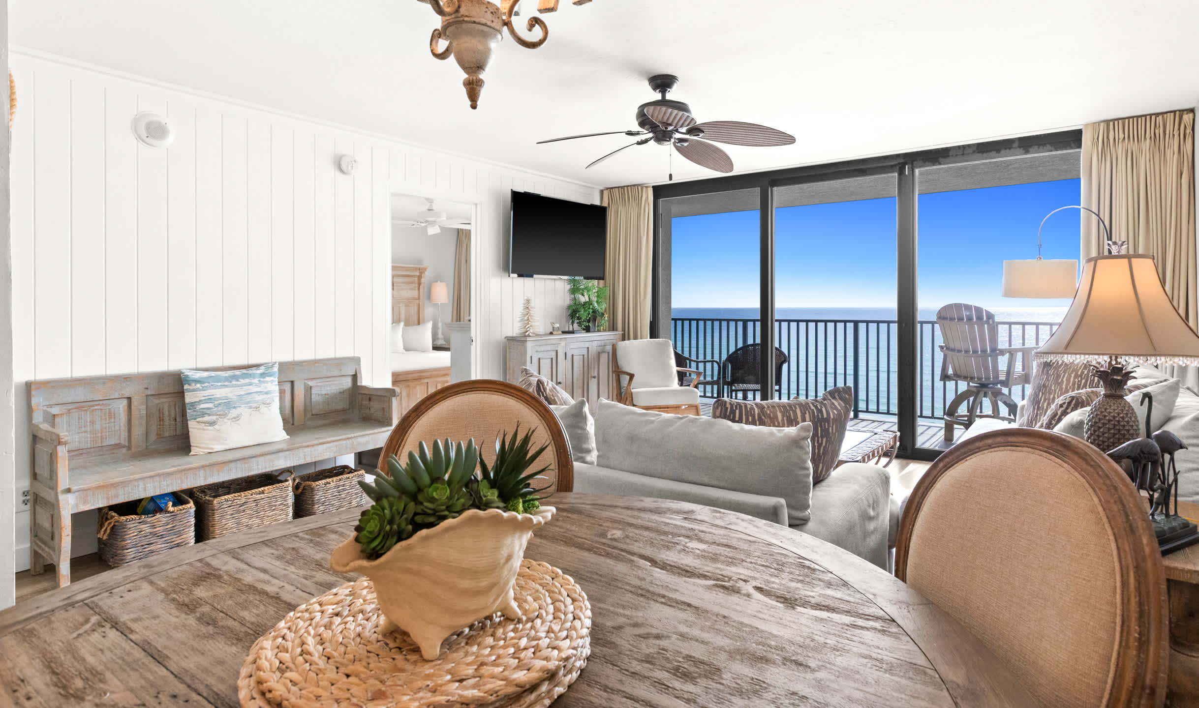 One Seagrove Place 0704 10