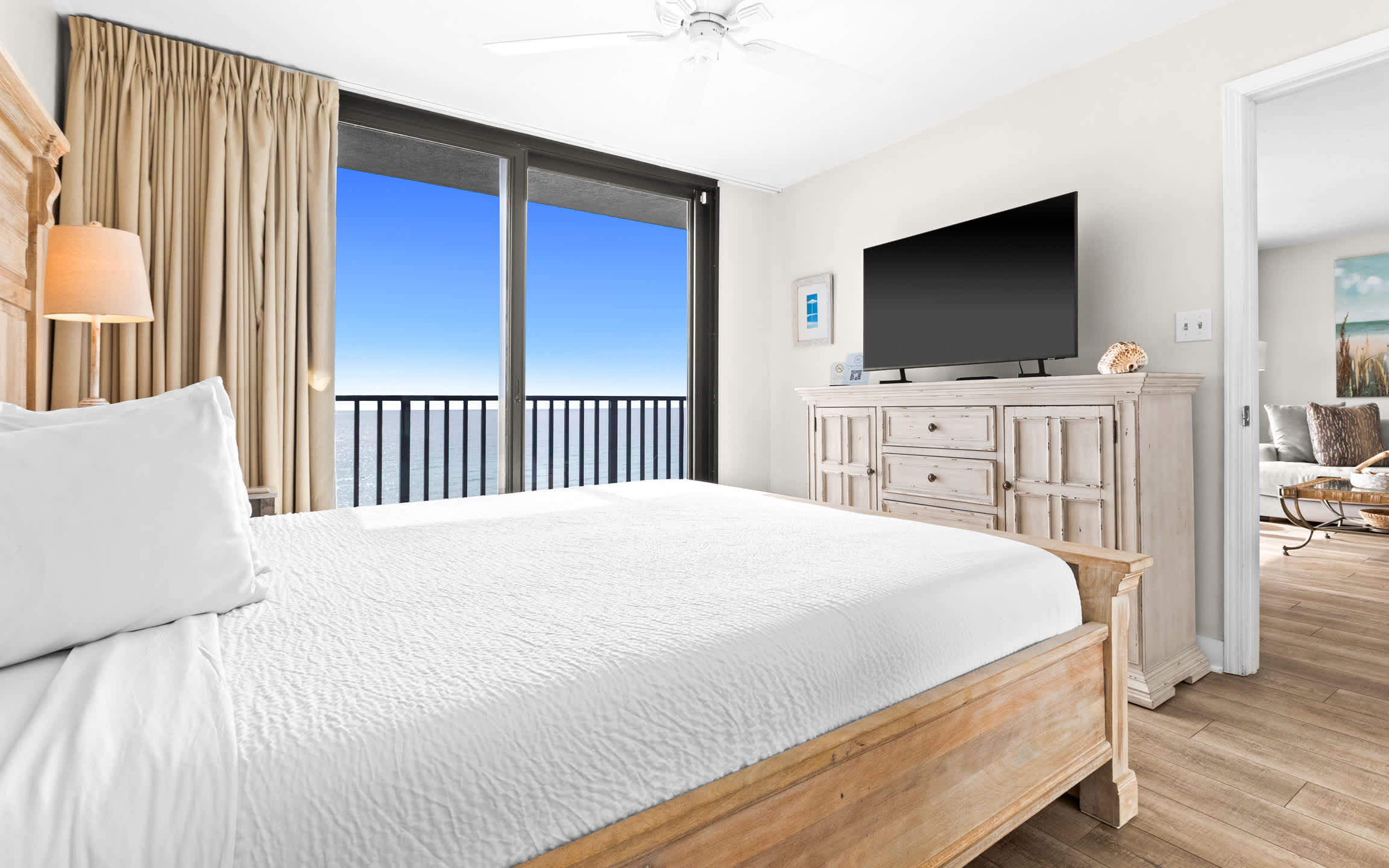 One Seagrove Place 0704 18