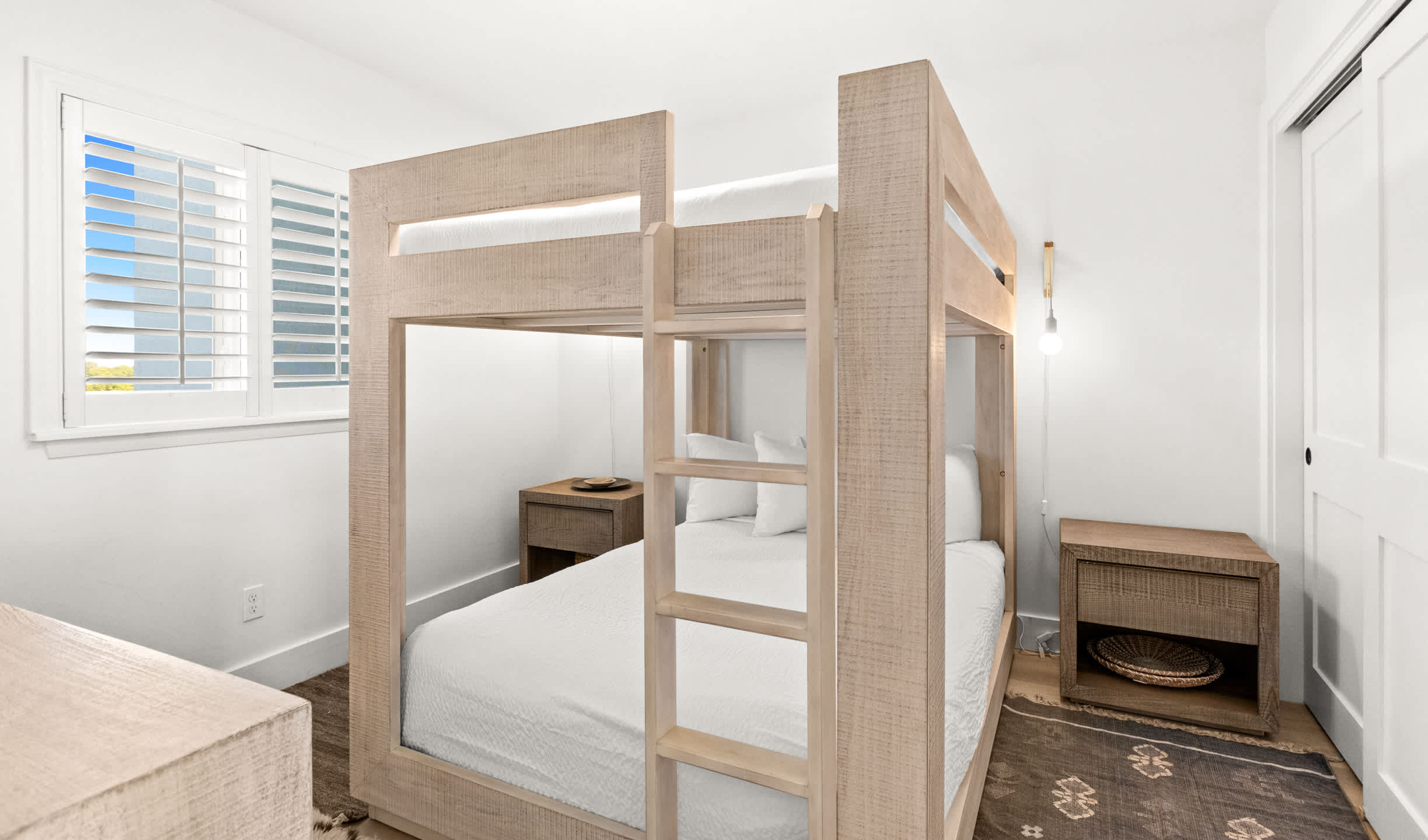 One Seagrove Place 0804 | Photo 23