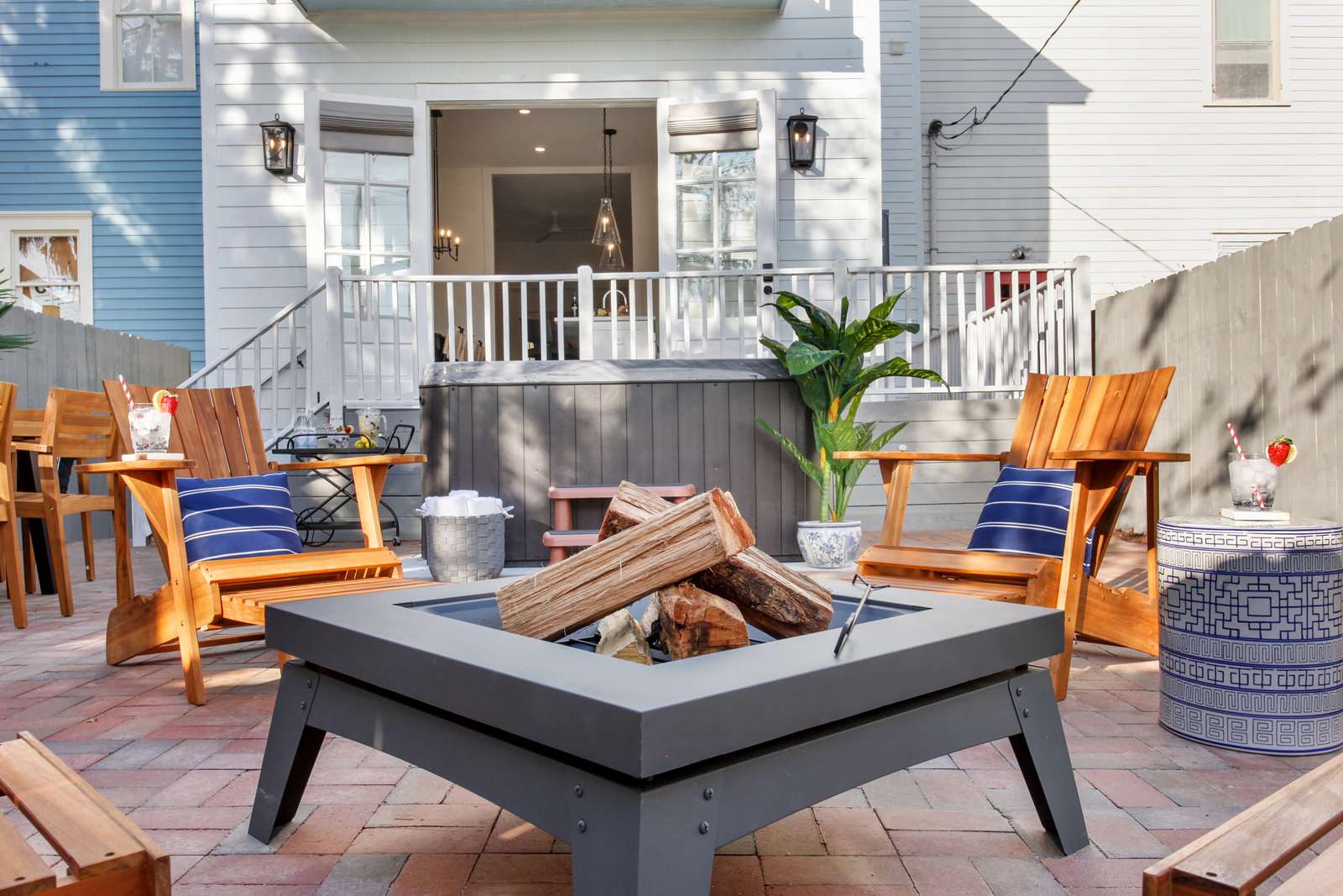 Savannah 5BR Retreat | Hot Tub | Near Forsyth — Savannah, GA — vacation rental