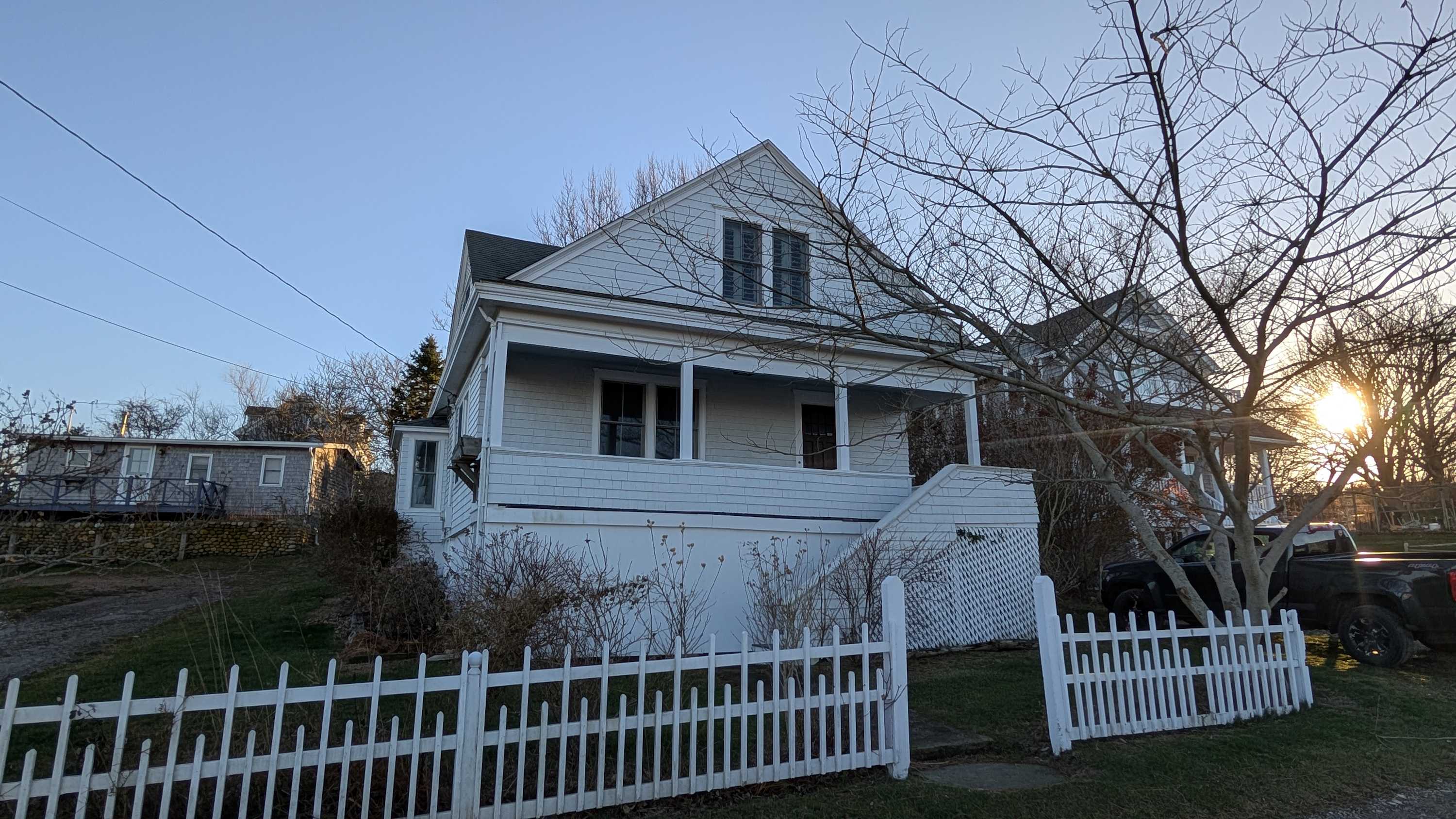 Tangney Cottage — New Shoreham, RI — vacation rental