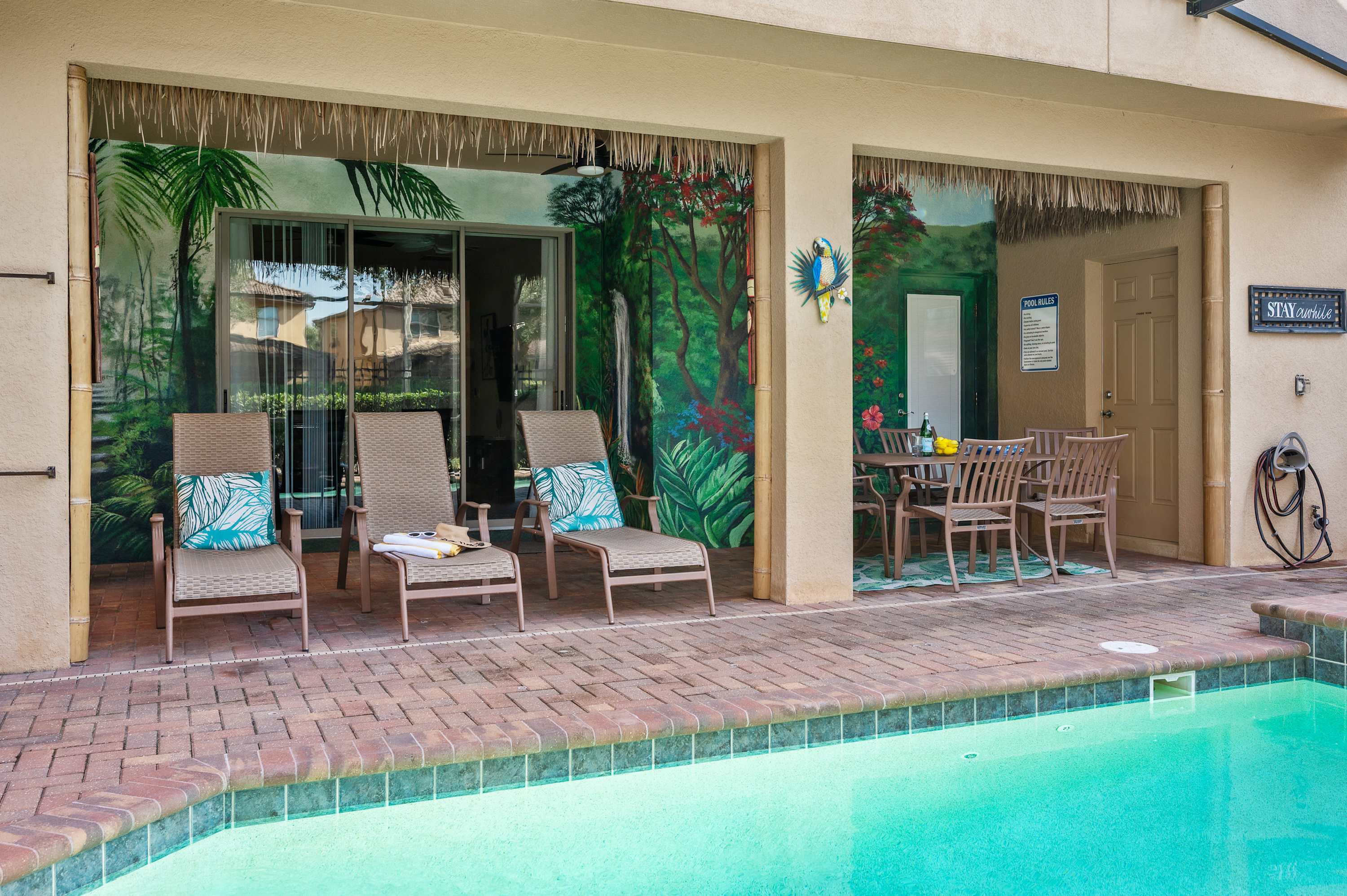 Elegant villa near Disney w/ pool & gameroom