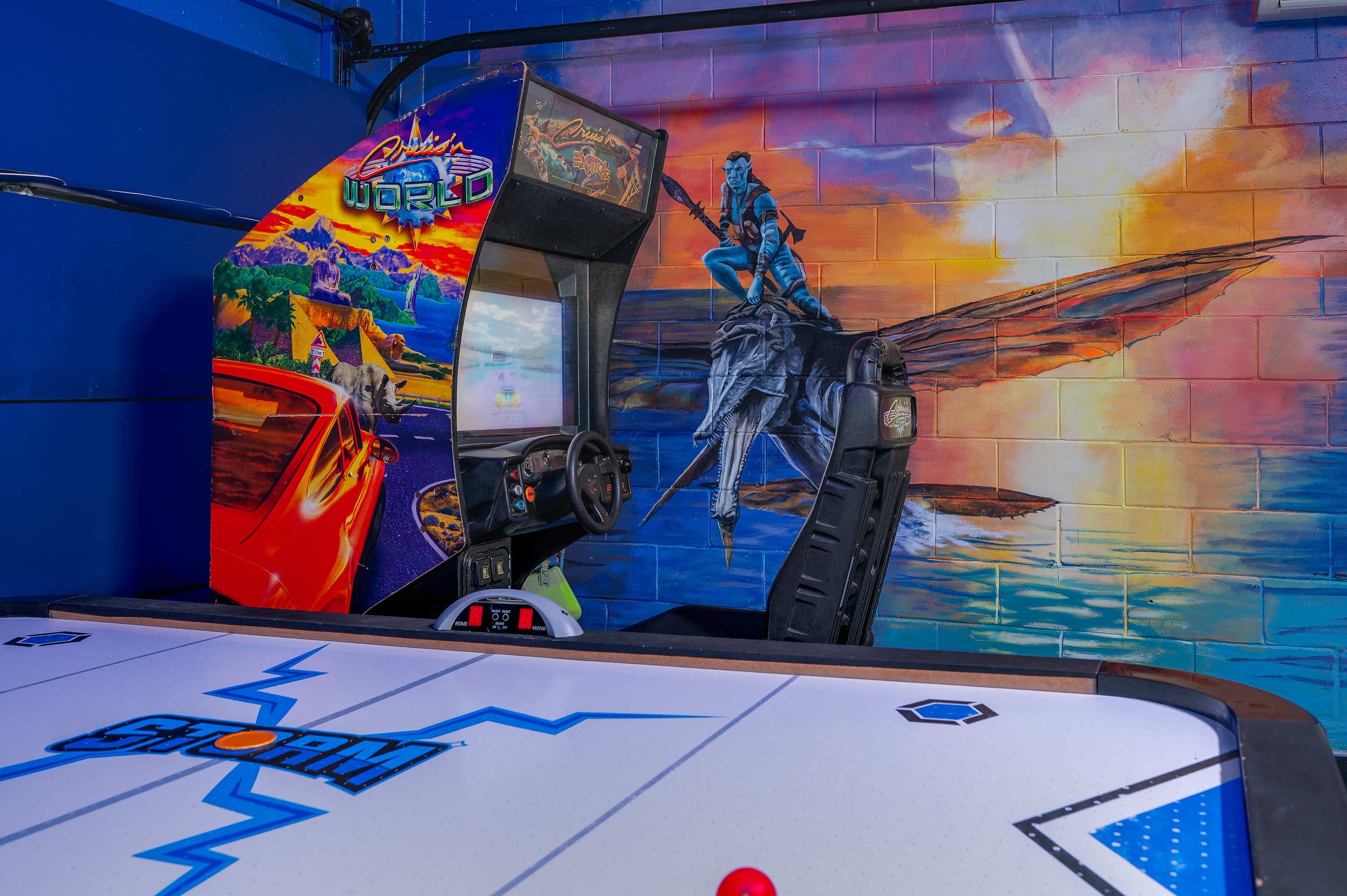 Elegant villa near Disney w/ pool & gameroom