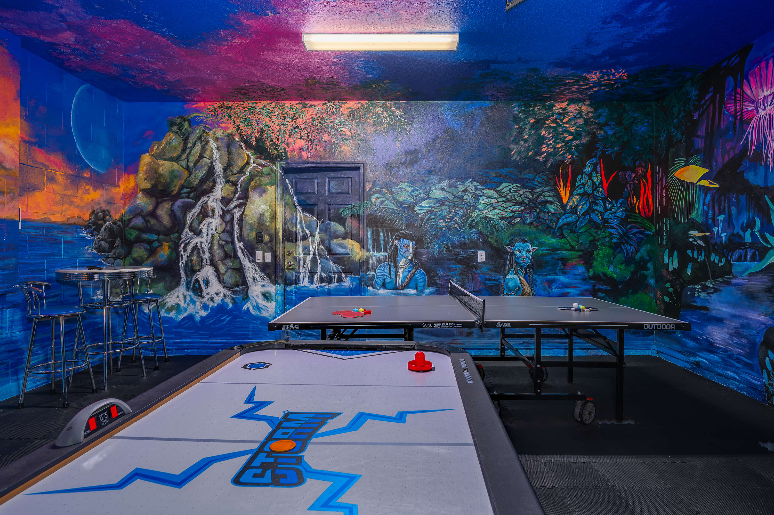 Elegant villa near Disney w/ pool & gameroom