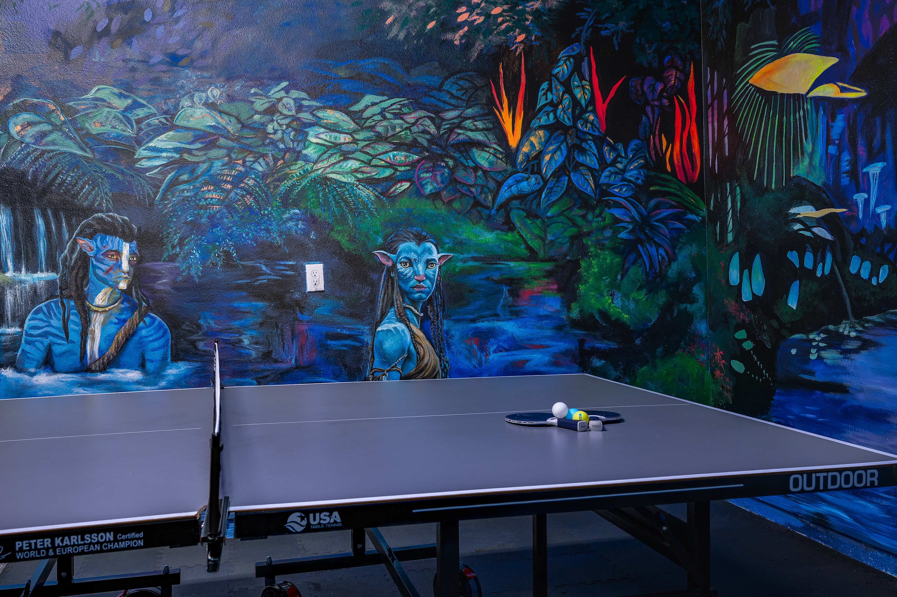 Elegant villa near Disney w/ pool & gameroom