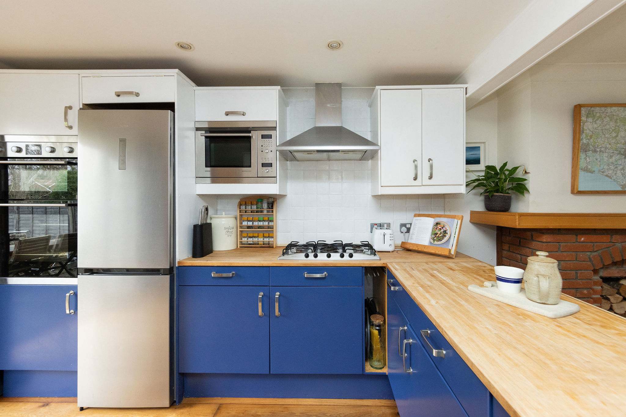 Well-equipped kitchen with everything you need for your stay