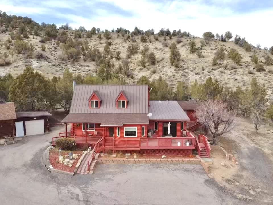 Family Cabin with Views just minutes from Zion Nat'l Park — Orderville, UT — vacation rental