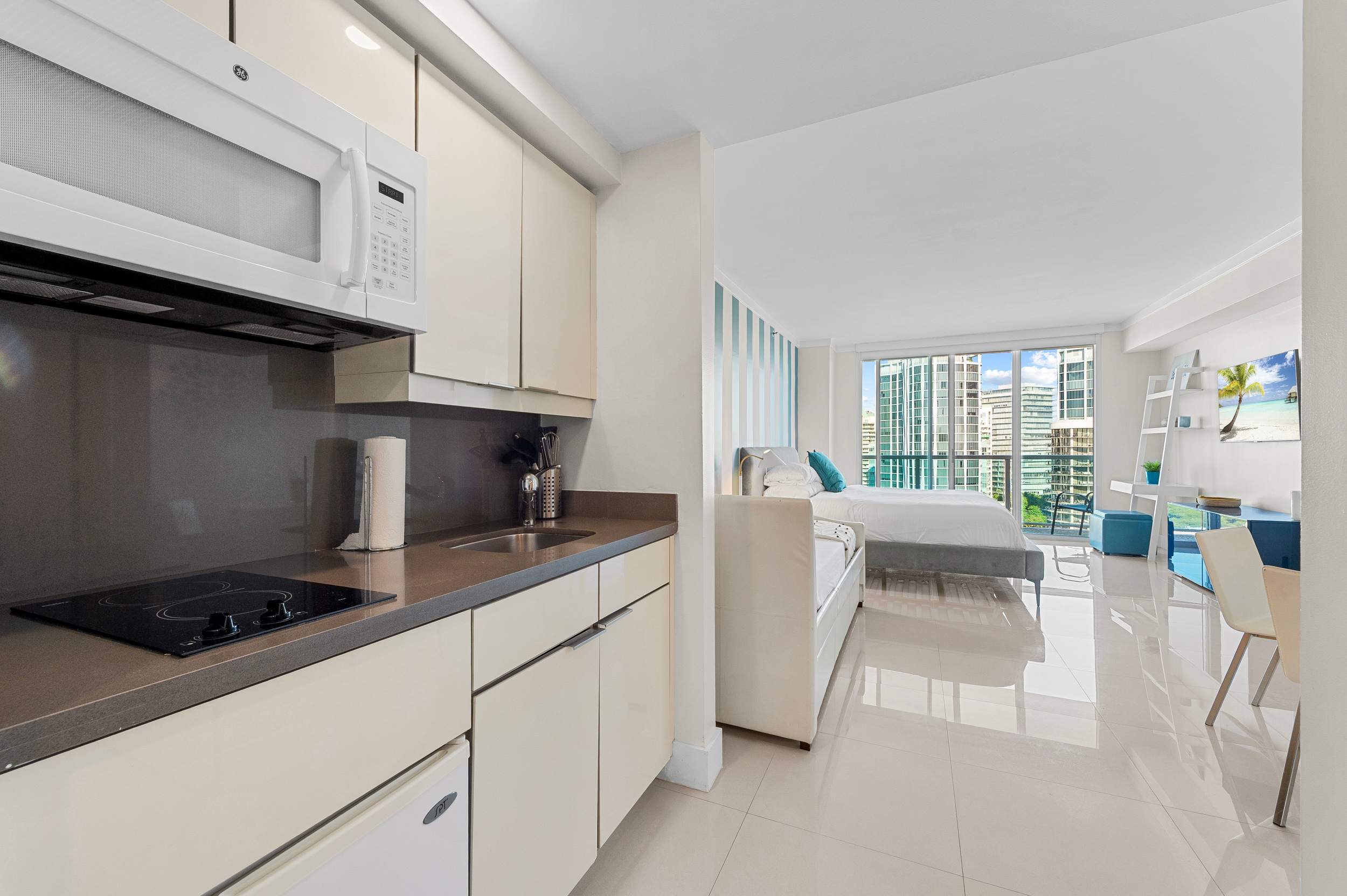 Arya Coconut Grove Luxury Ocean View Studio