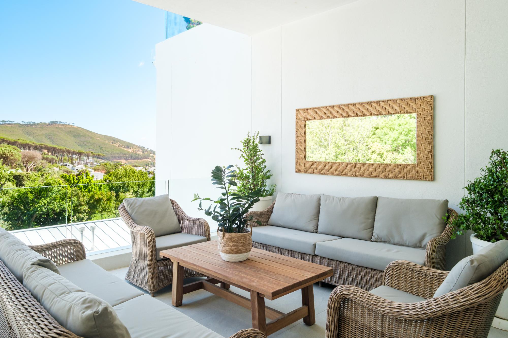 4Bed Secure Apartment in Higgovale 10 The Quarry 5