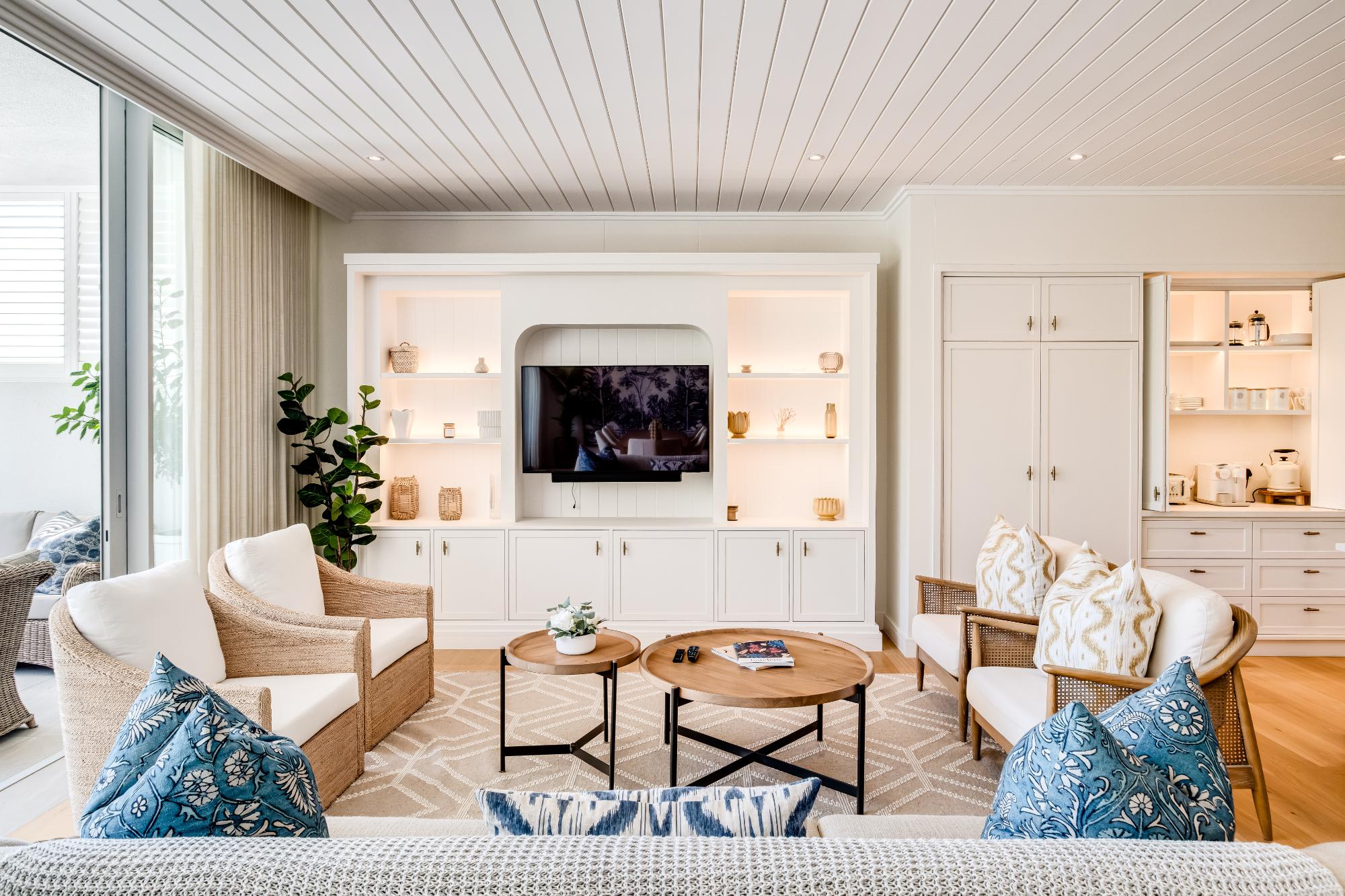 Stylish 4Bed in Higgovale Estate 12 The Quarry 7