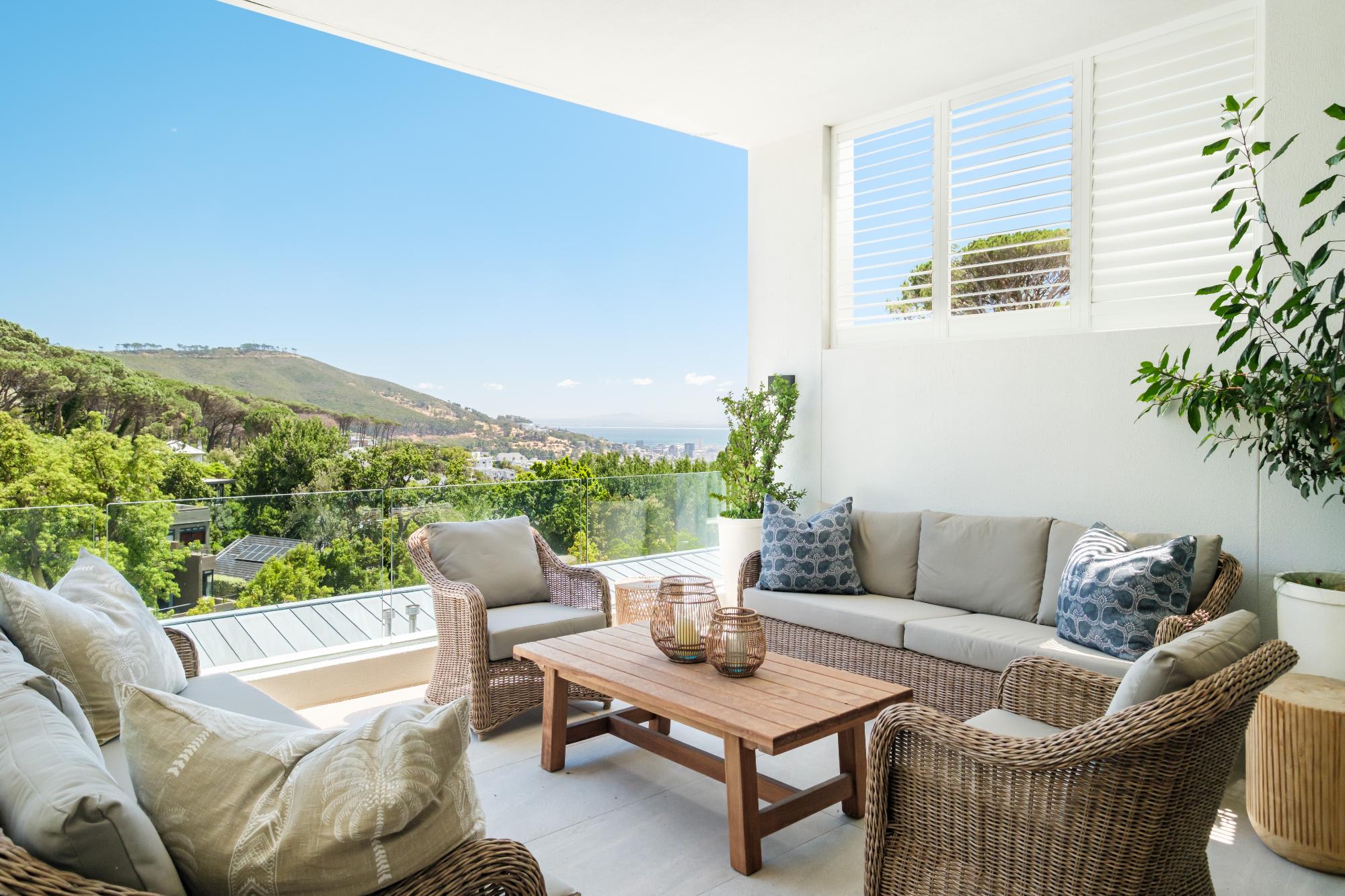 Stylish 4Bed in Higgovale Estate 12 The Quarry