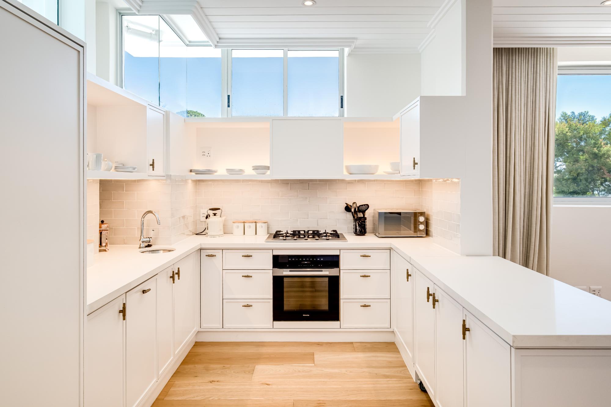 Private Higgovale Estate 1Bed 18 The Quarry 8