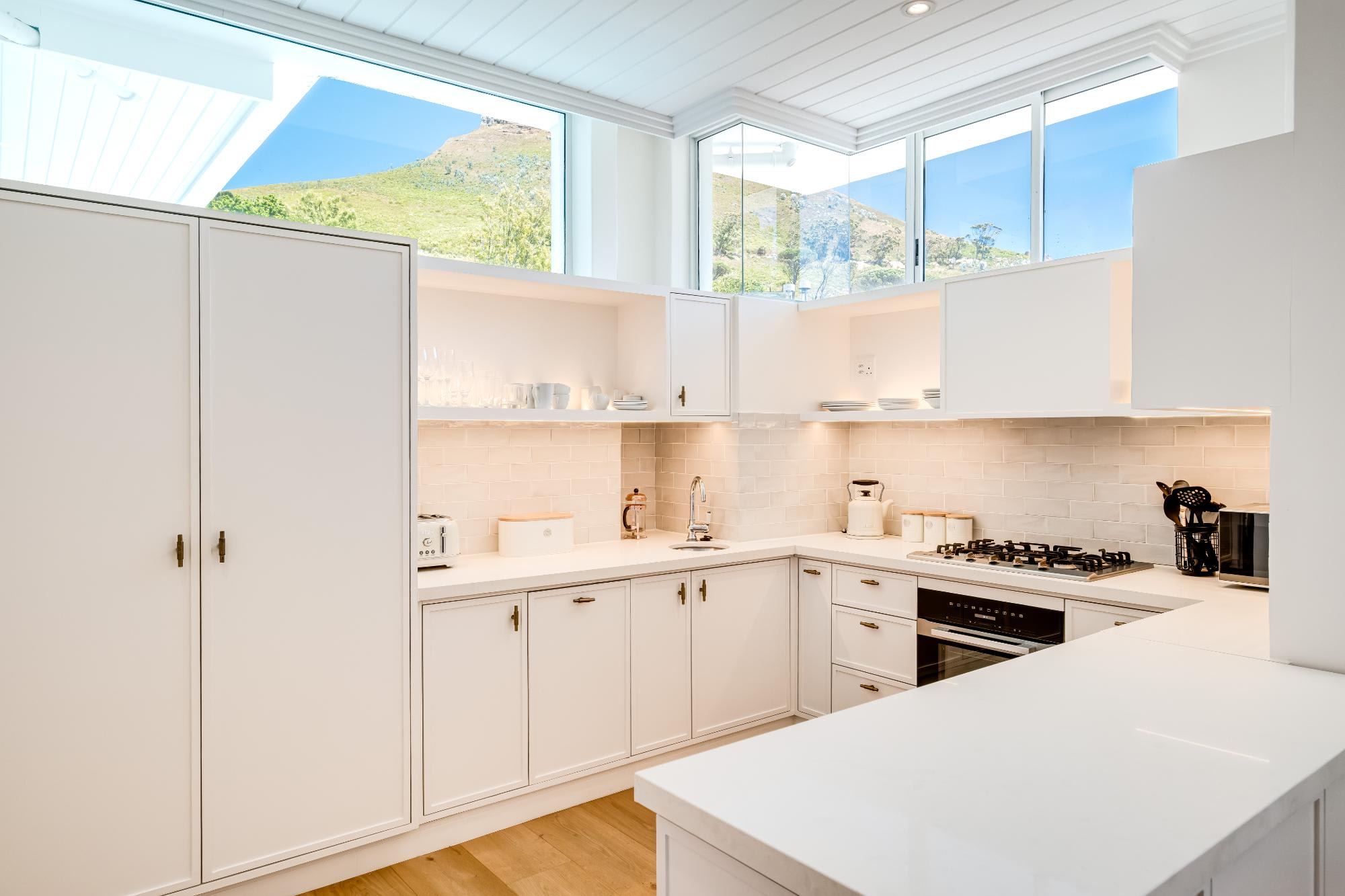 Private Higgovale Estate 1Bed 18 The Quarry 9