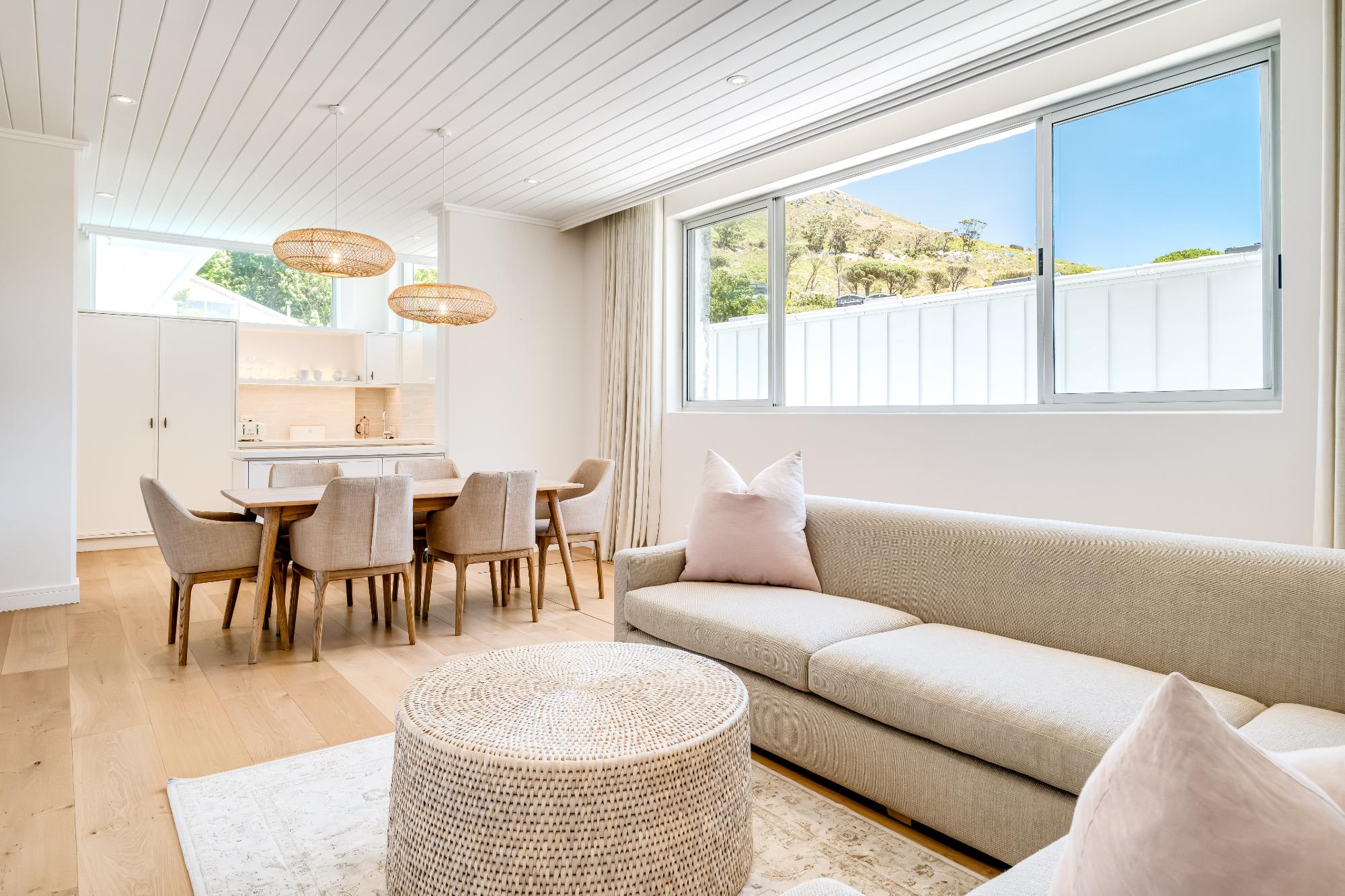 Private Higgovale Estate 1Bed 18 The Quarry 5