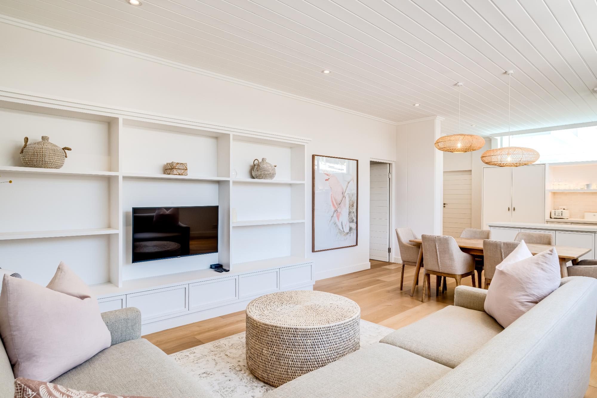 Private Higgovale Estate 1Bed 18 The Quarry