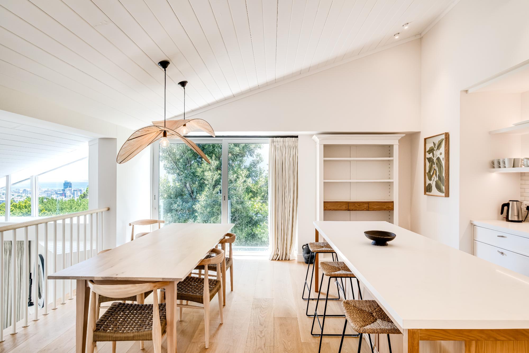 Modern Secure 4Bed in Higgovale 16 The Quarry 9