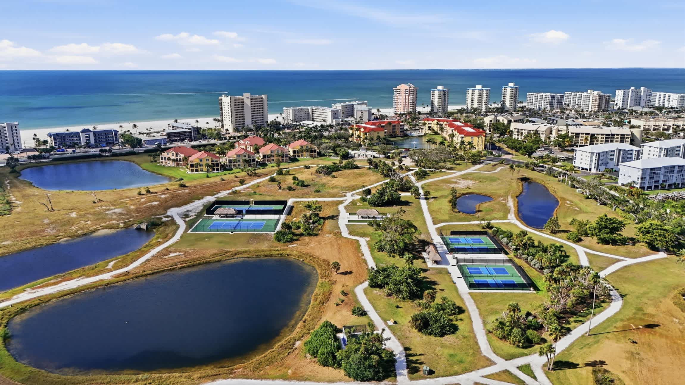 Luxury Bay Side Condo on Fort Myers Beach FL | Photo 38