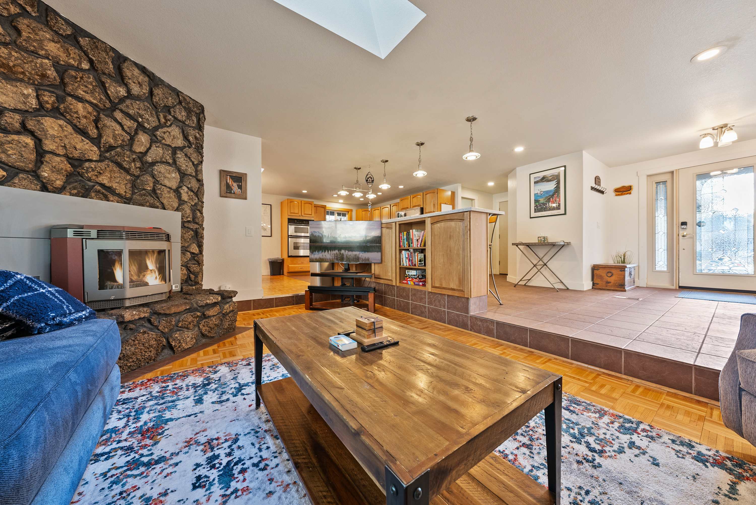 Kodiak Clubhouse - Relaxing 30-Day Retreat