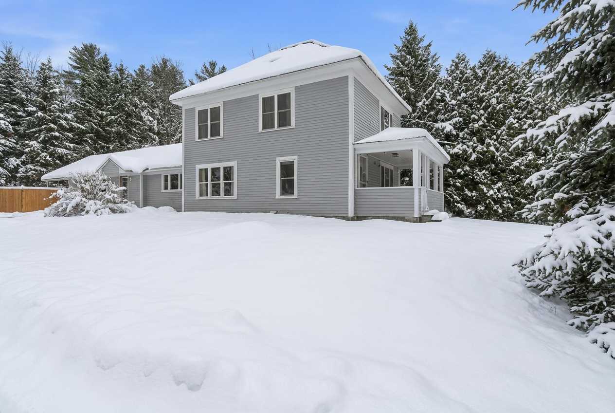 Mountain Getaway • Outdoor Games • 4