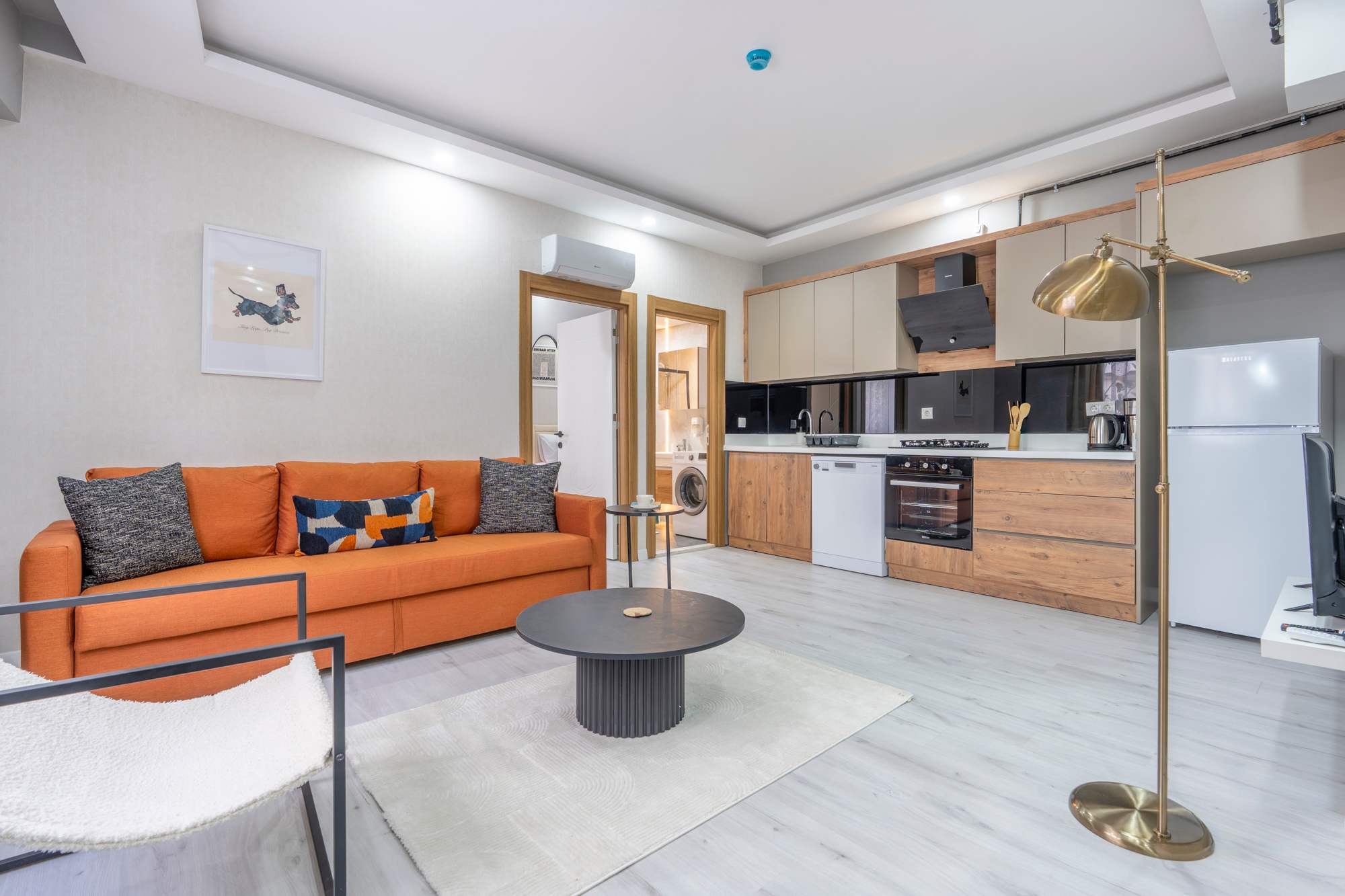 Orange Modern City Apartment