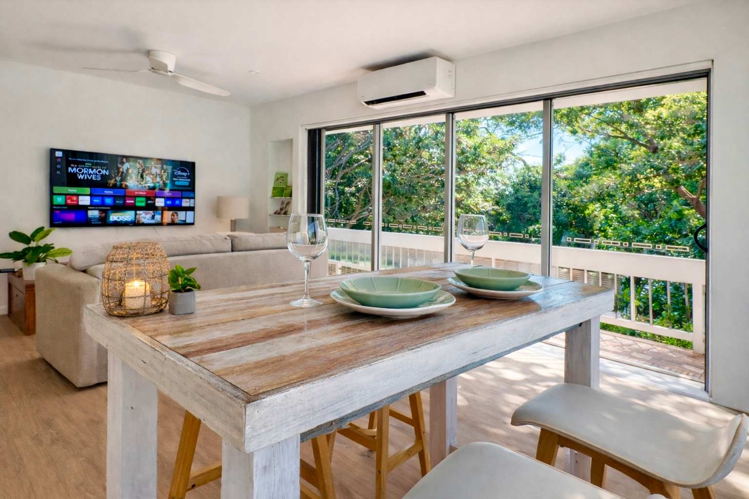 Modern 2BR Sunset Apartment BBQ — Surfers Paradise, QLD — vacation rental