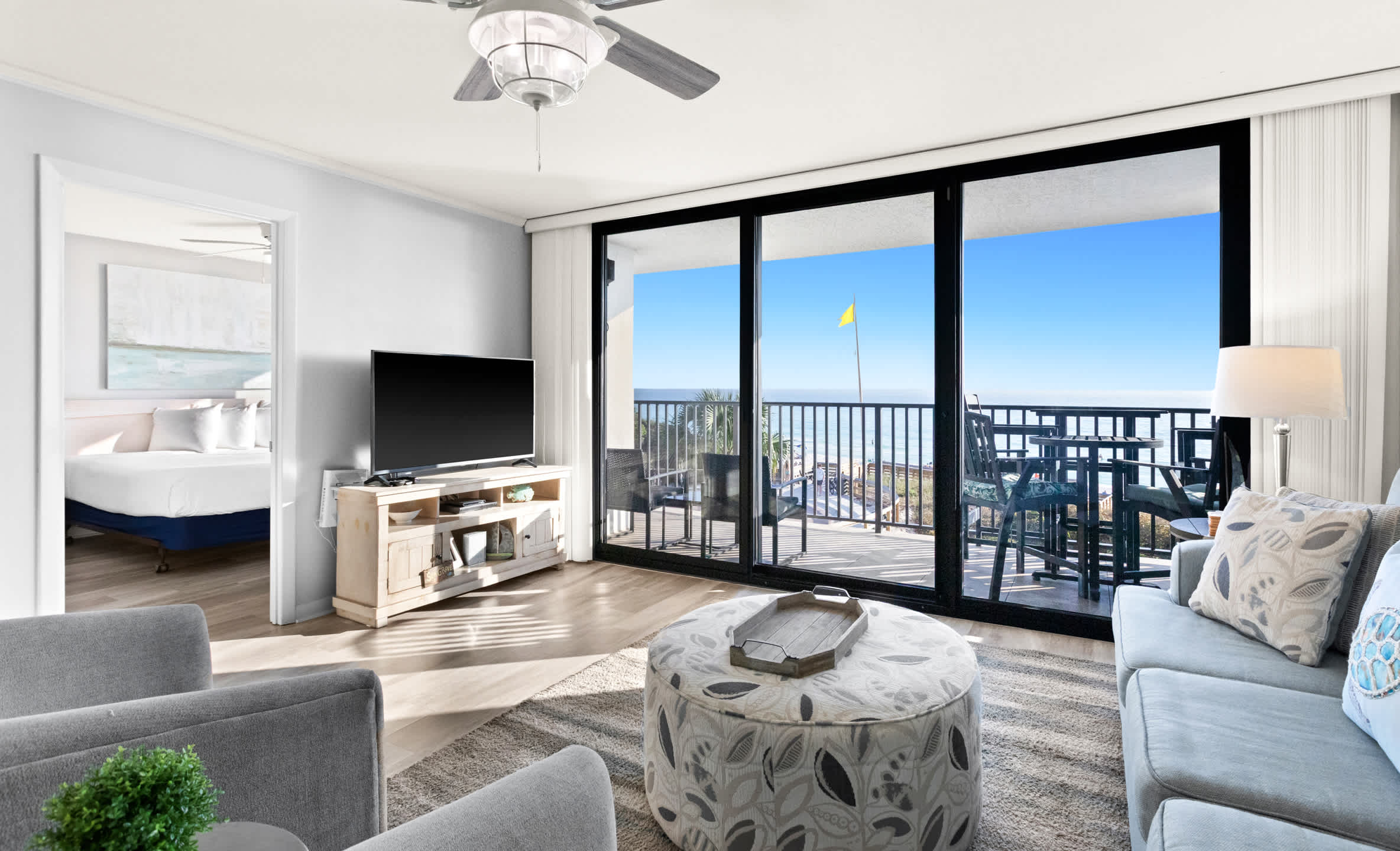 One Seagrove Place 0202 | Photo 3