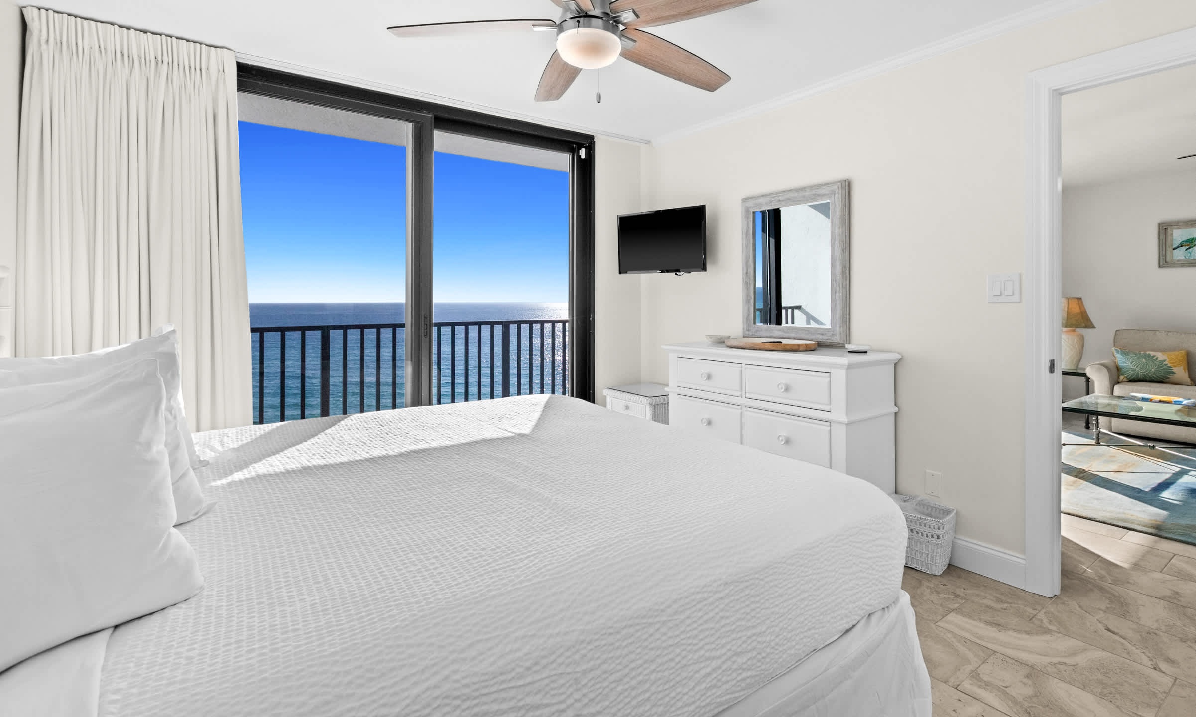 One Seagrove Place 0604 17