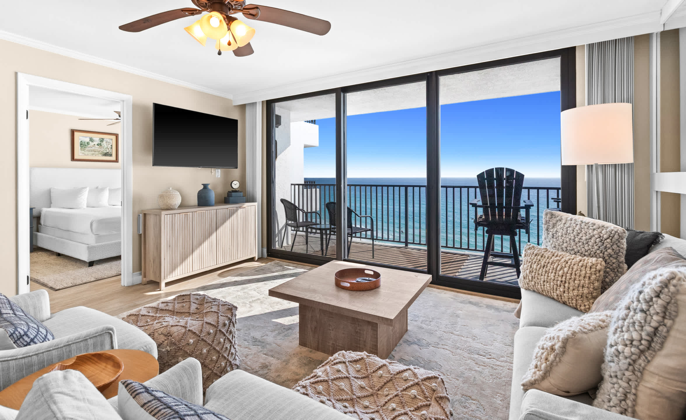 One Seagrove Place 0707 | Photo 5