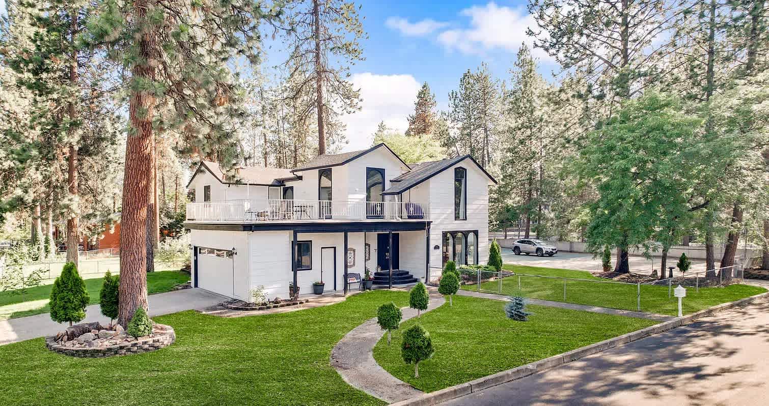 The Affordable Family Fun Mansion — Post Falls, ID — vacation rental