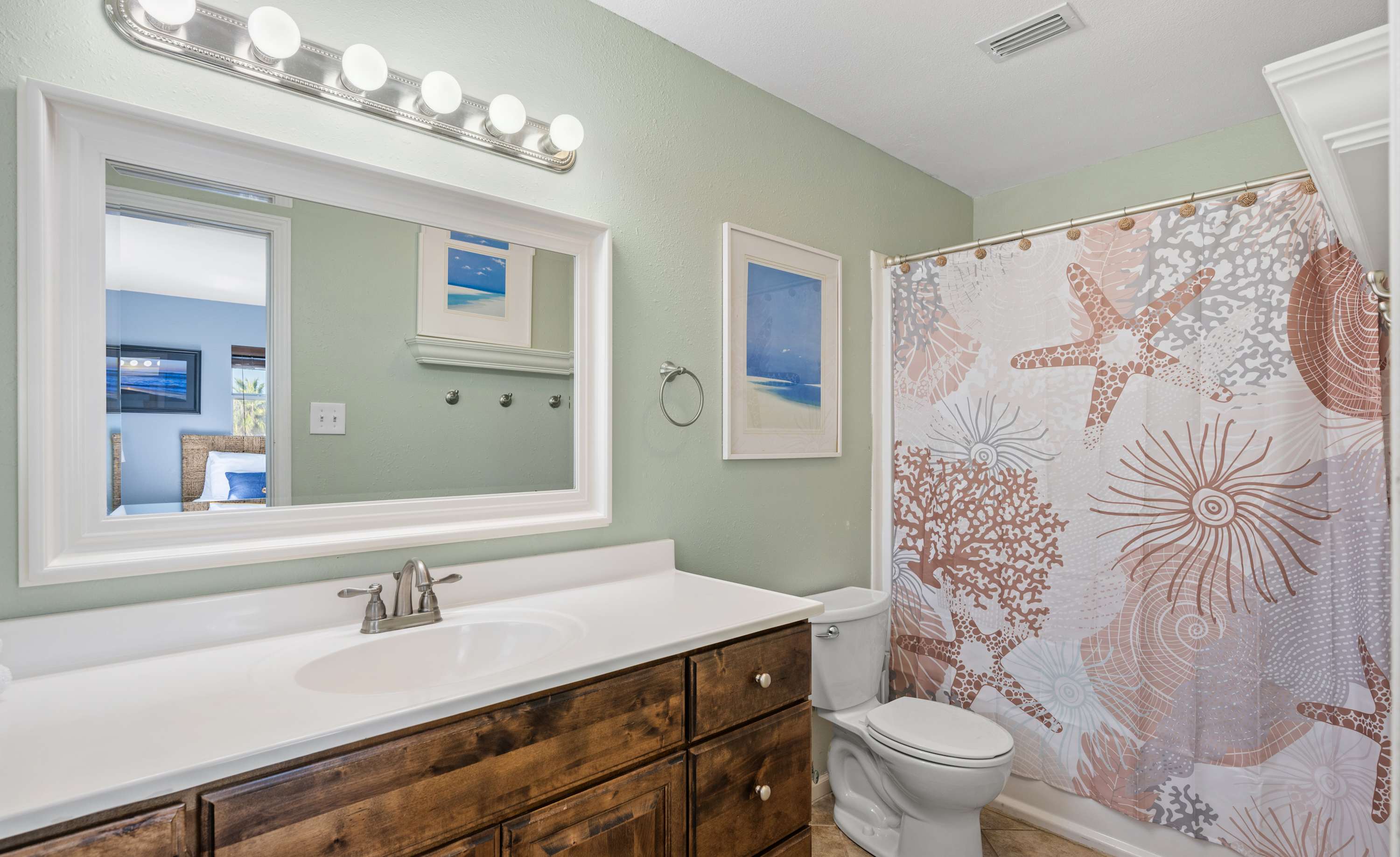 Dogs, Boat Parking, Beach Access | Sunflower Hello