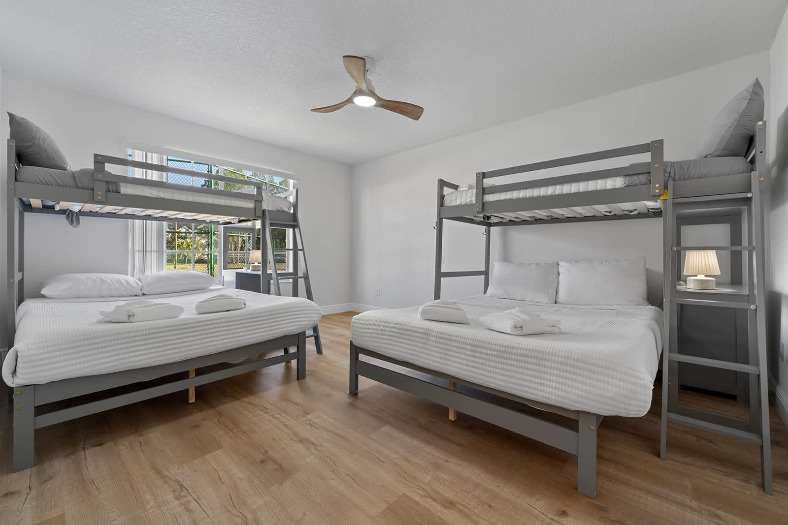 Bright Ground Floor Condo Minutes to Parks
