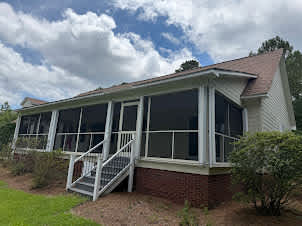 Okeechobee Oasis - Pool, Hot Tub, Games, Pond — Wilmington, NC — vacation rental