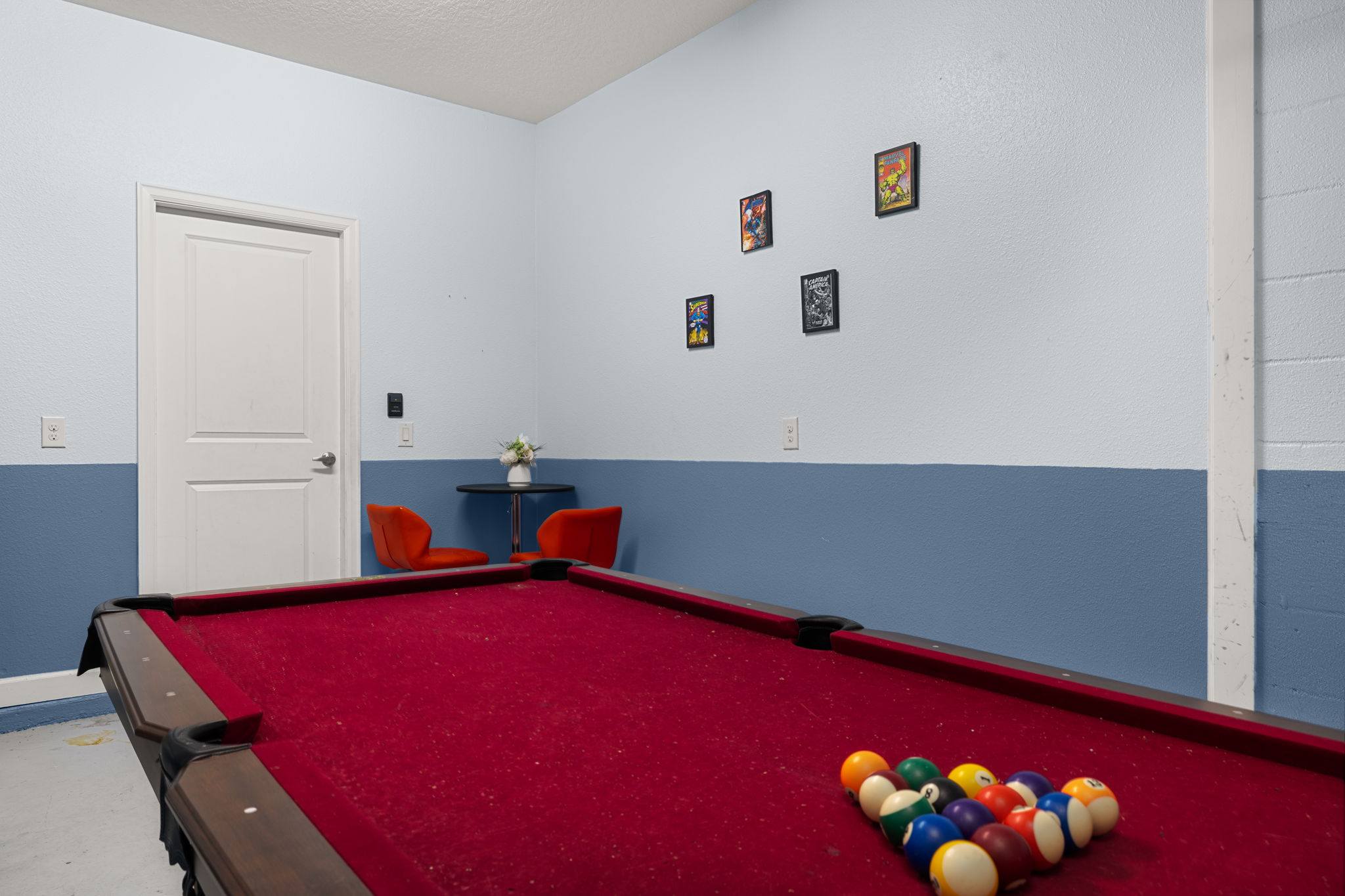 Elegant townhouse w/ pool & resort access