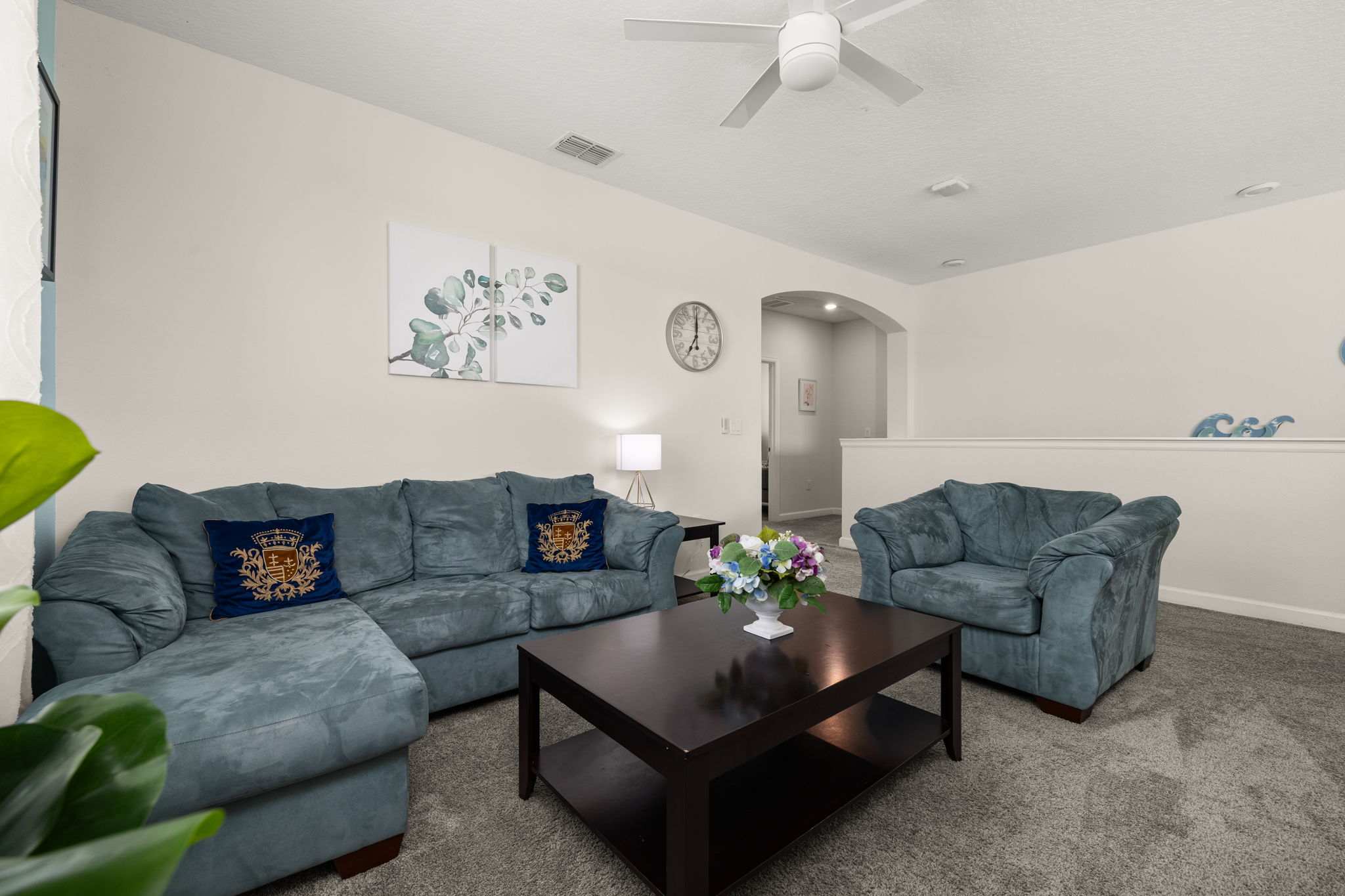 Elegant townhouse w/ pool & resort access